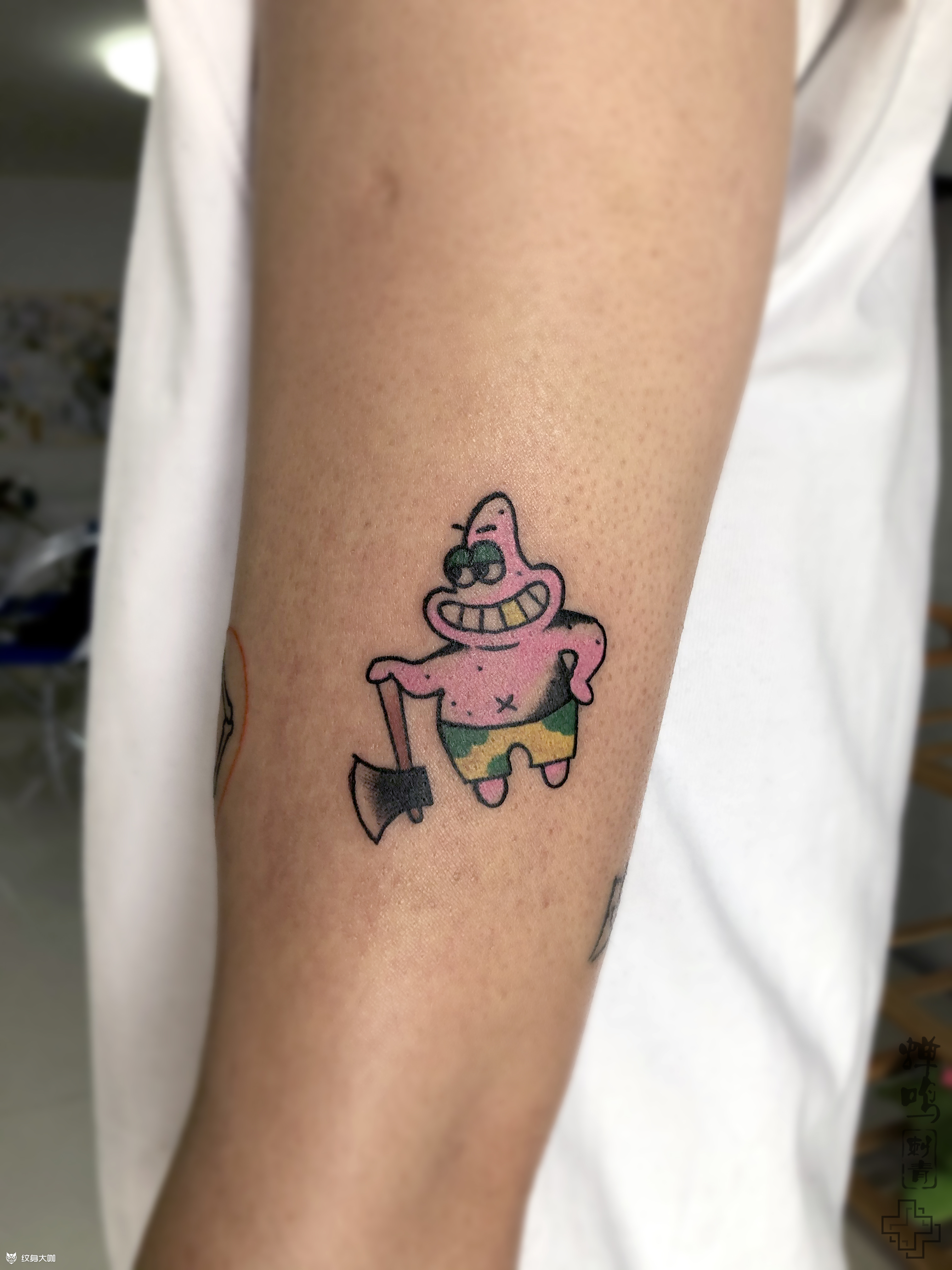 派大星_纹身图案手稿图片_知了的纹身作品集