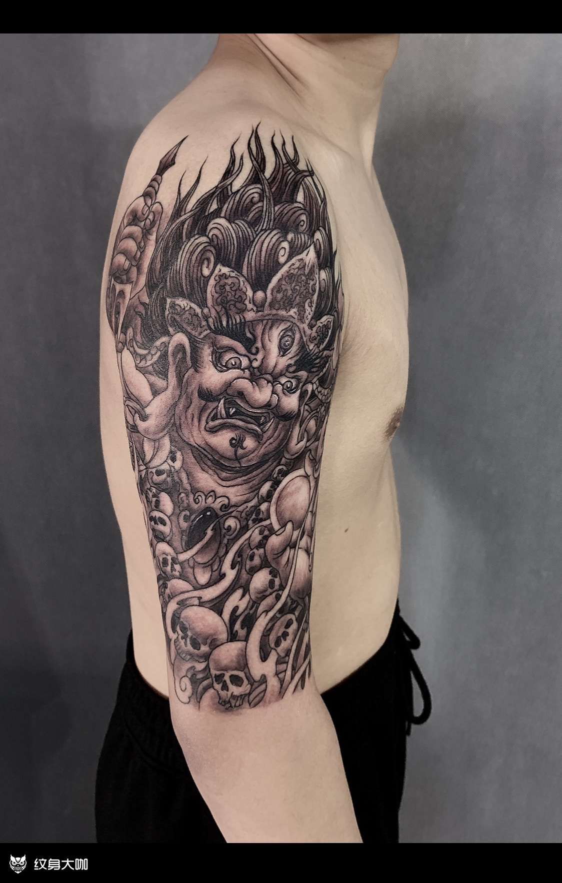作品简介:大手臂 大黑天财神纹身