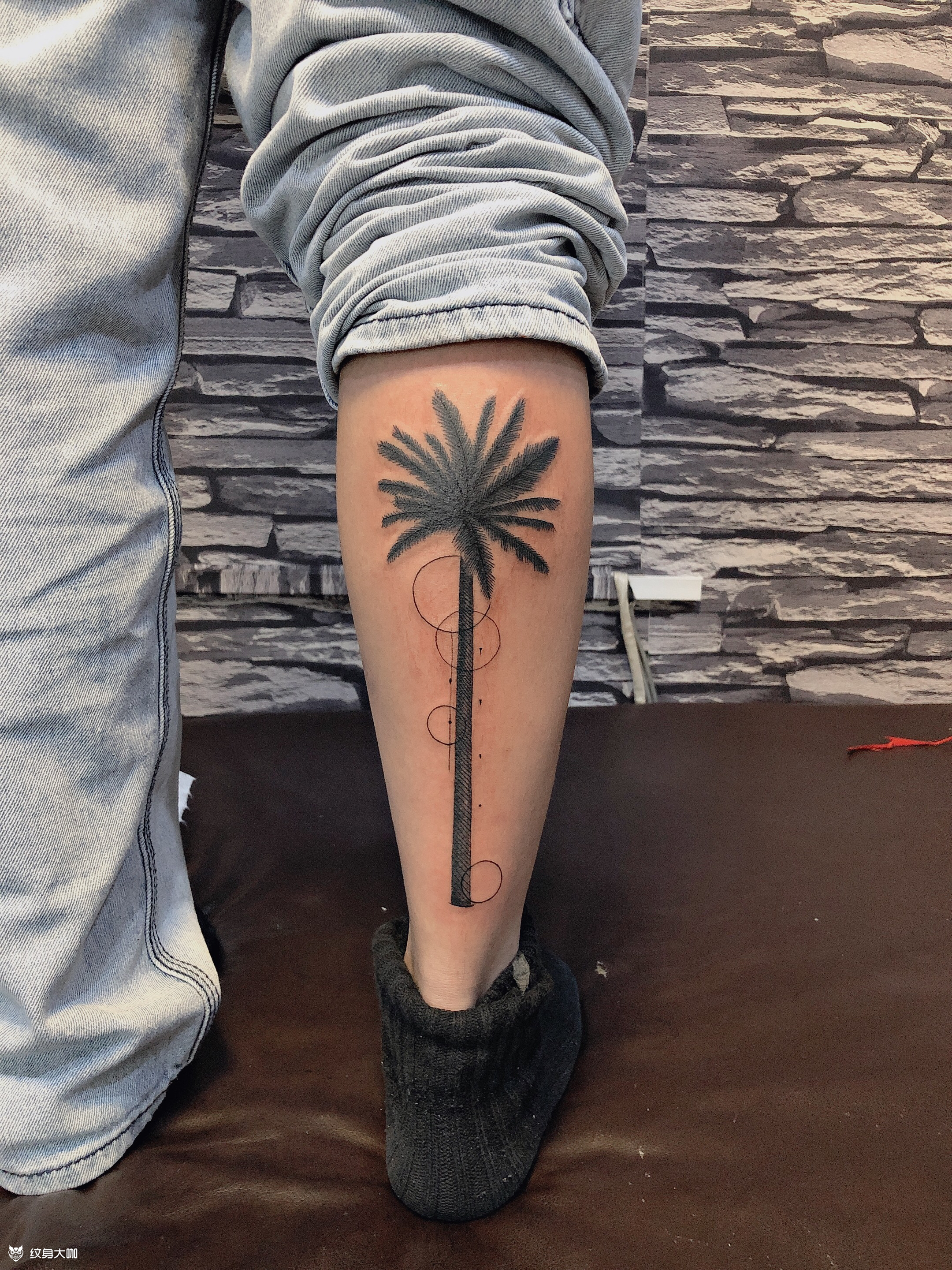 椰树小腿_纹身图案手稿图片_彭画吉的纹身作品集