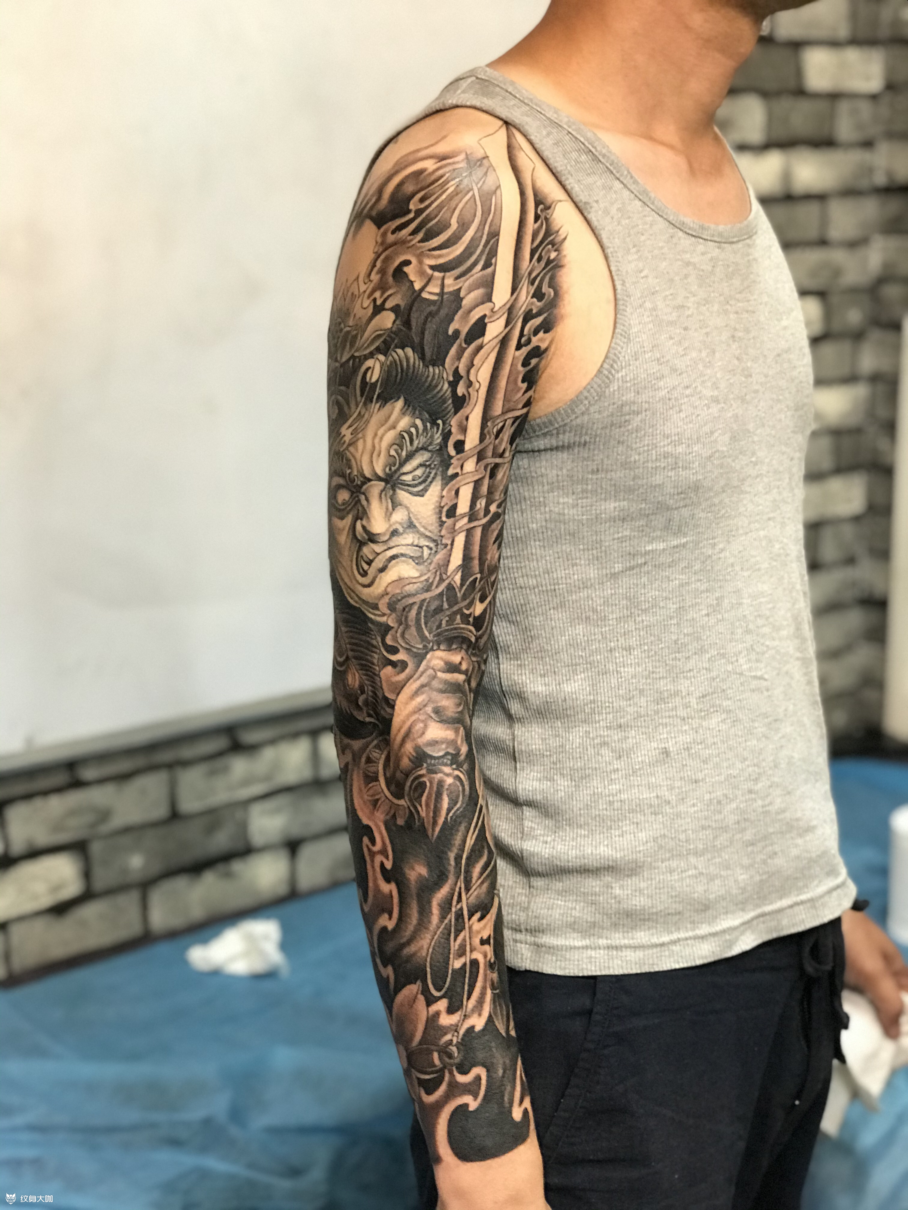 花臂不动冥王_纹身图案手稿图片_孙建东的纹身作品集