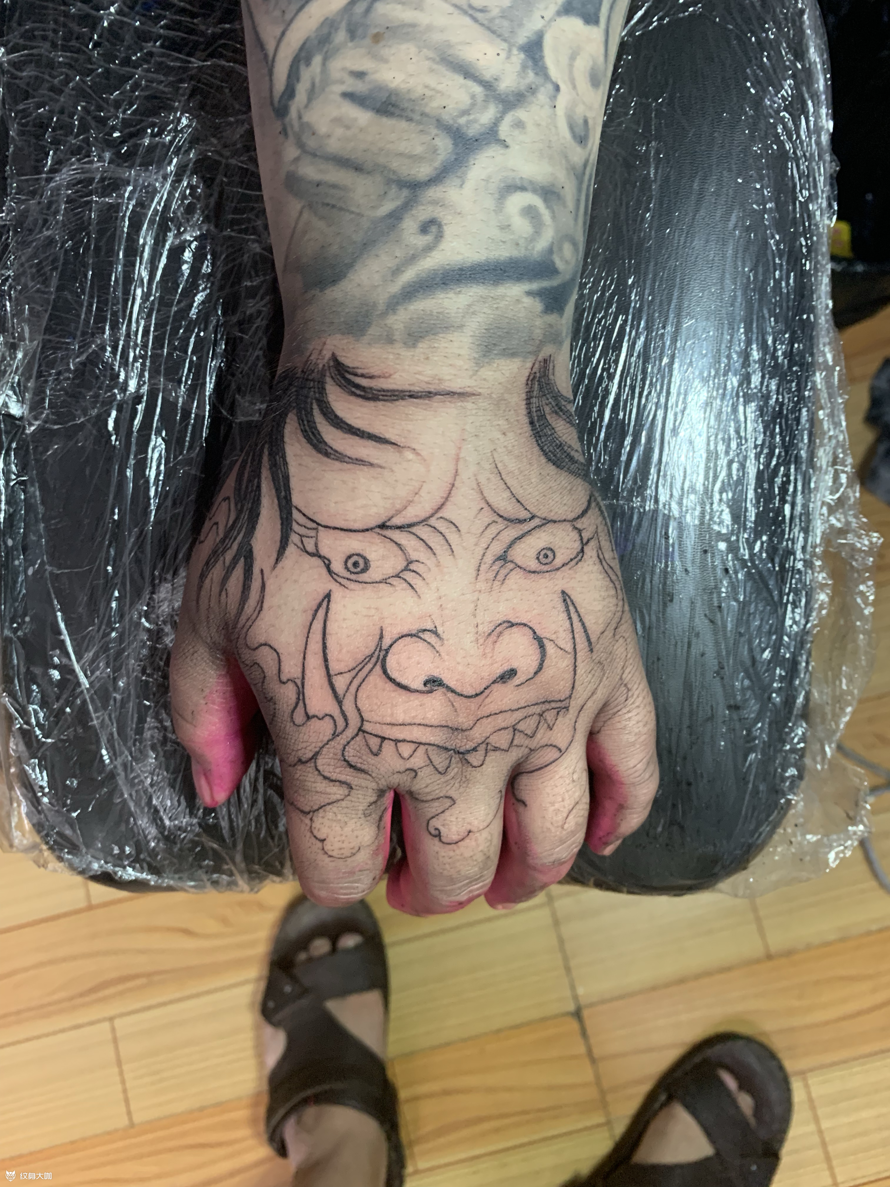 原创手背般若_纹身图案手稿图片_谭益万的纹身作品集