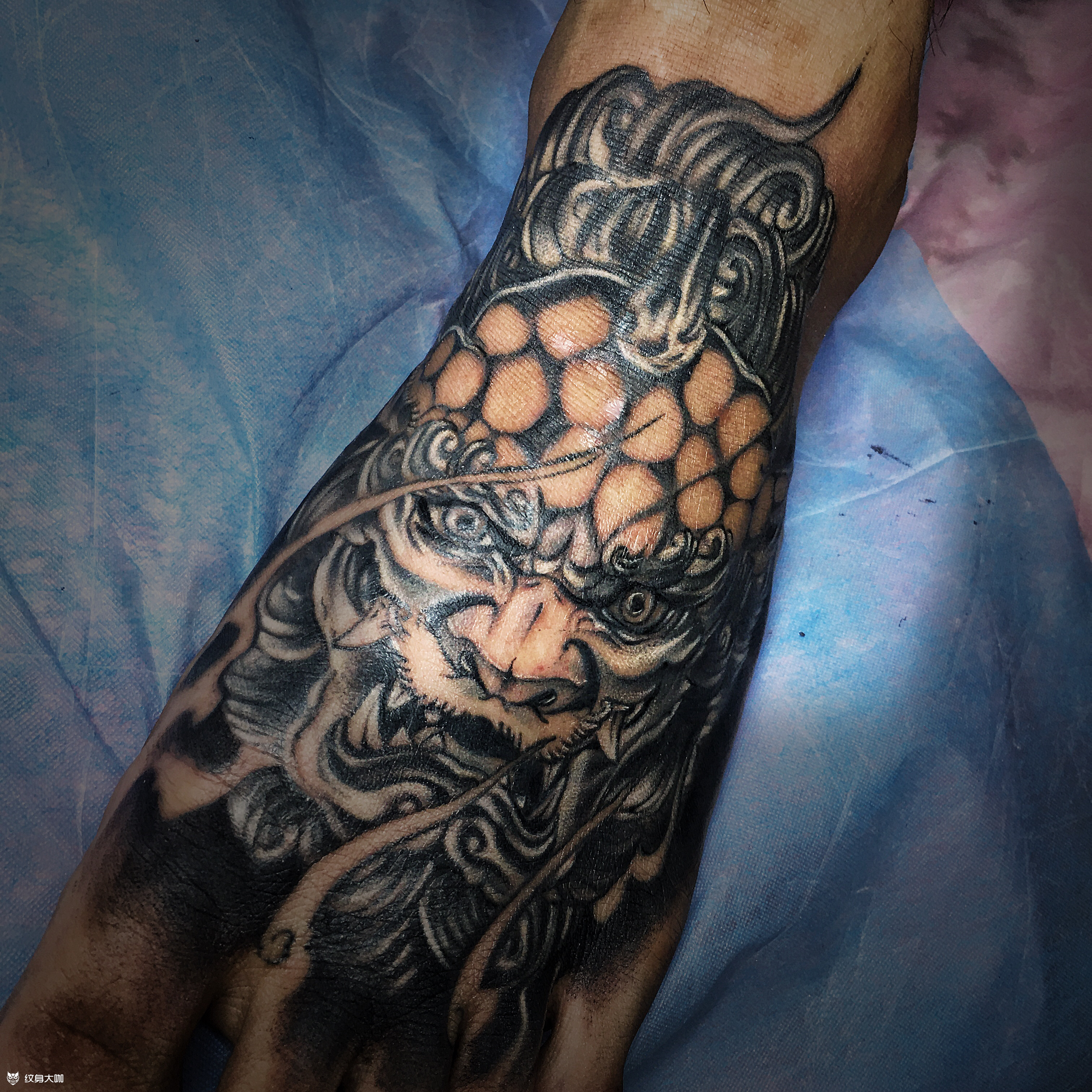 纹身图案手稿图片_ 付子乐的纹身作品集