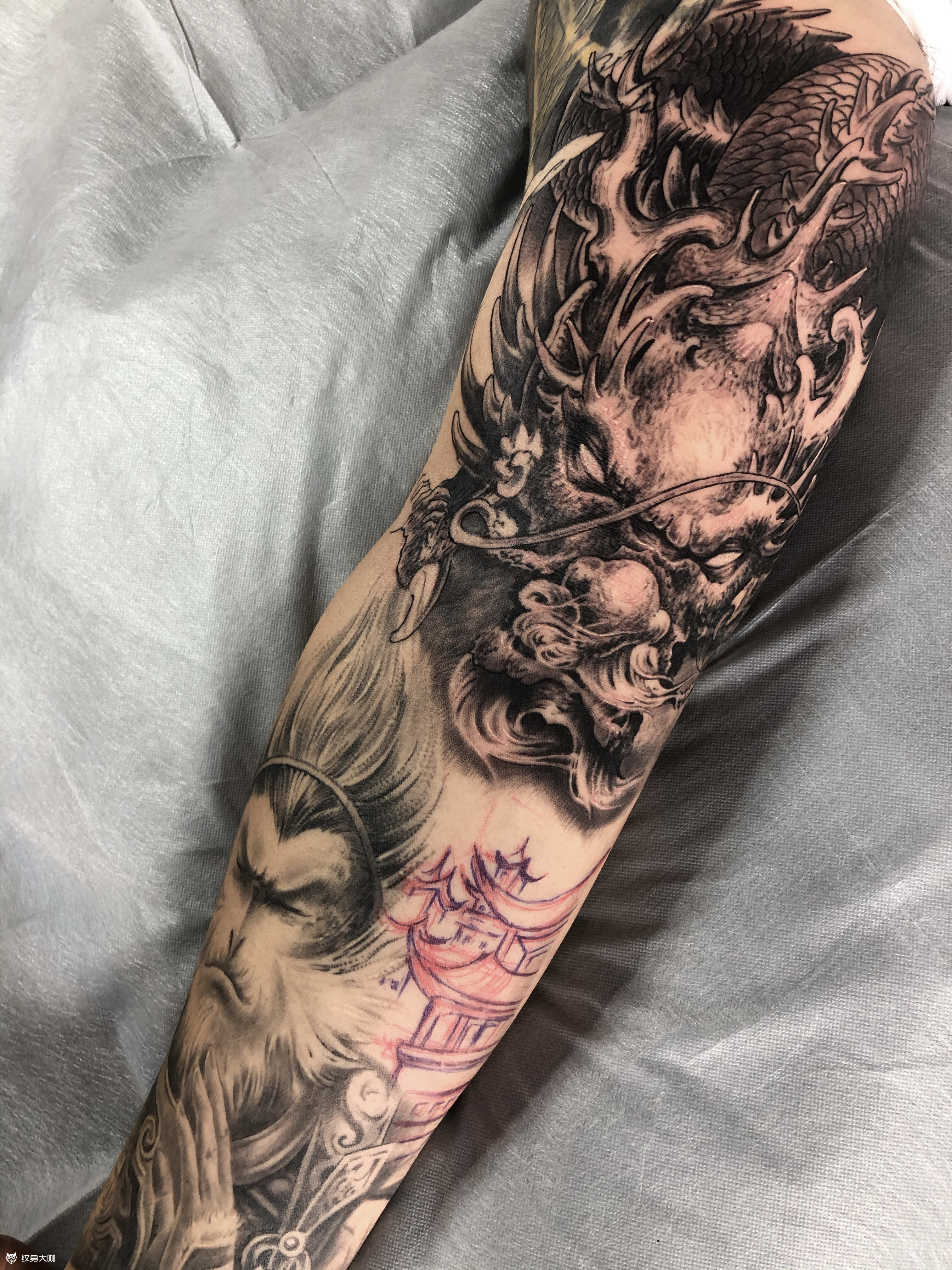 花臂龙_纹身图案手稿图片_济南炫腾张远的纹身作品集