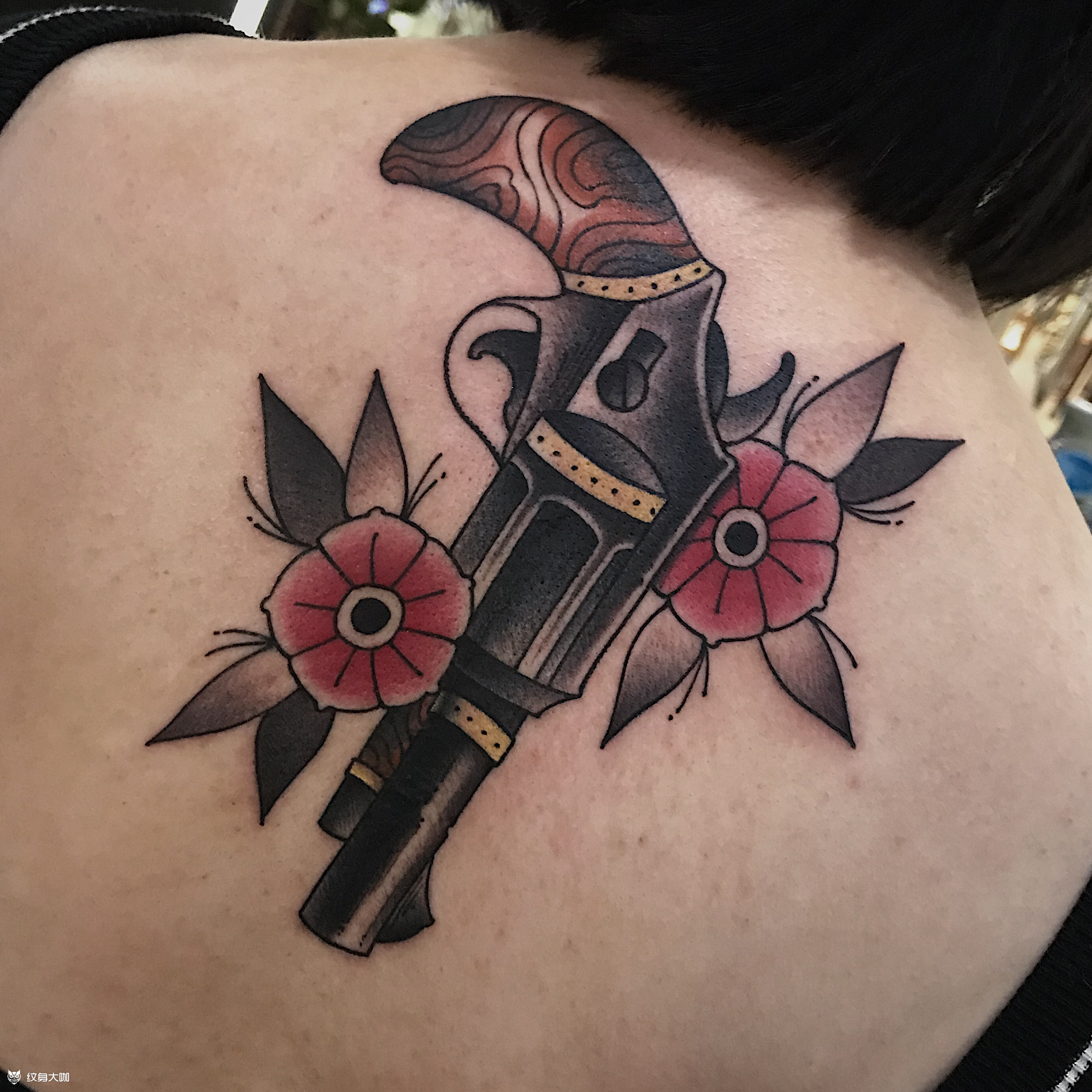 枪花_纹身图案手稿图片_胡子的纹身作品集