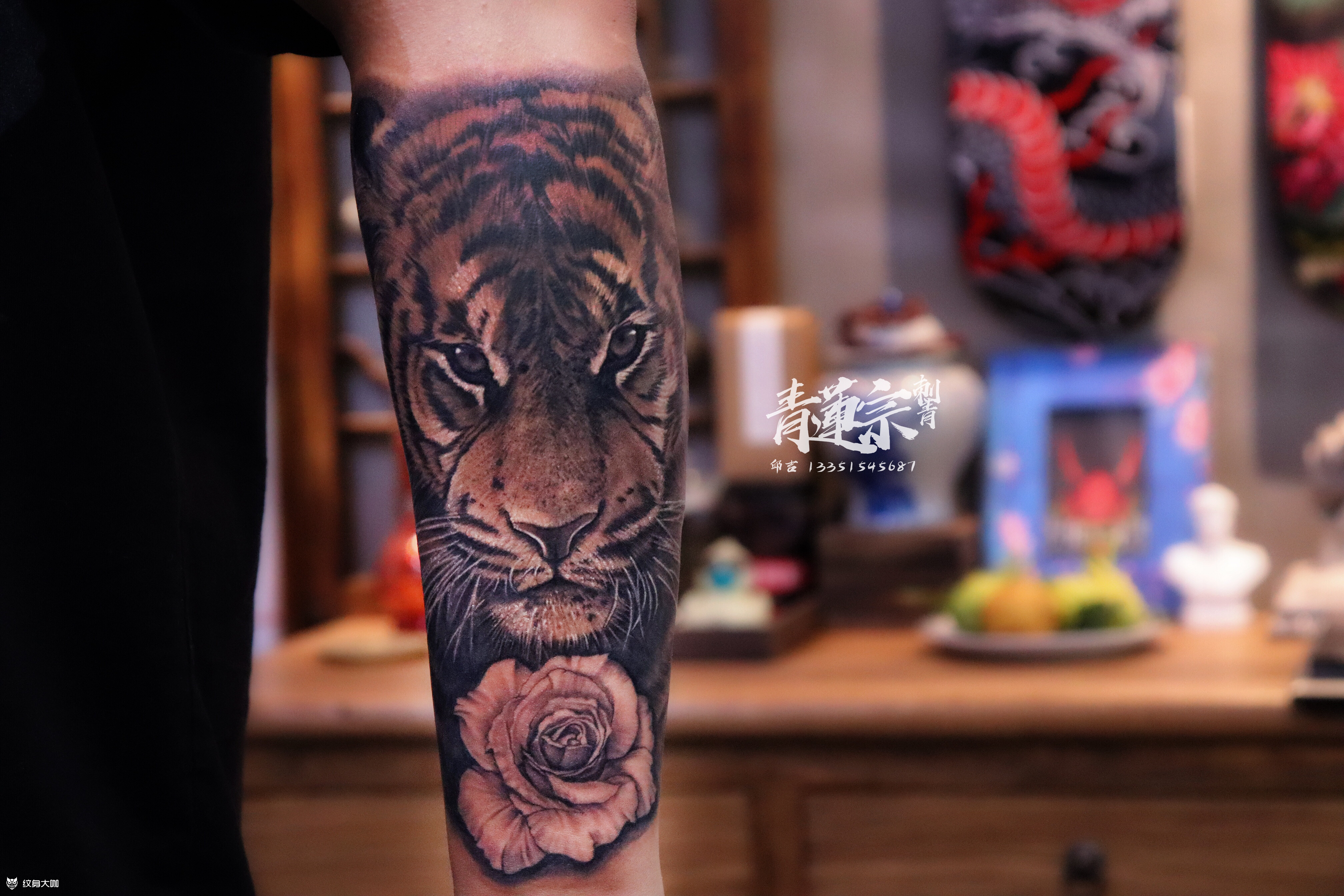 心有猛虎 细嗅蔷薇_纹身图案手稿图片_邱吉的纹身作品集