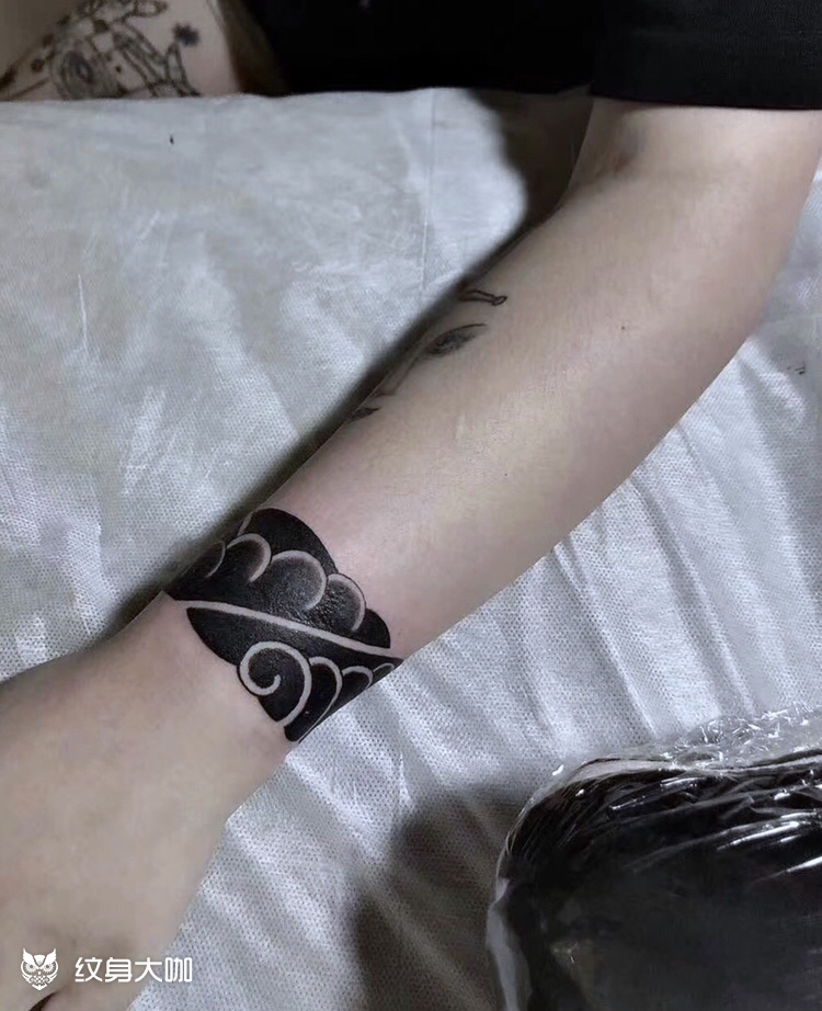 臂环_纹身图案手稿图片_玉溪的纹身作品集