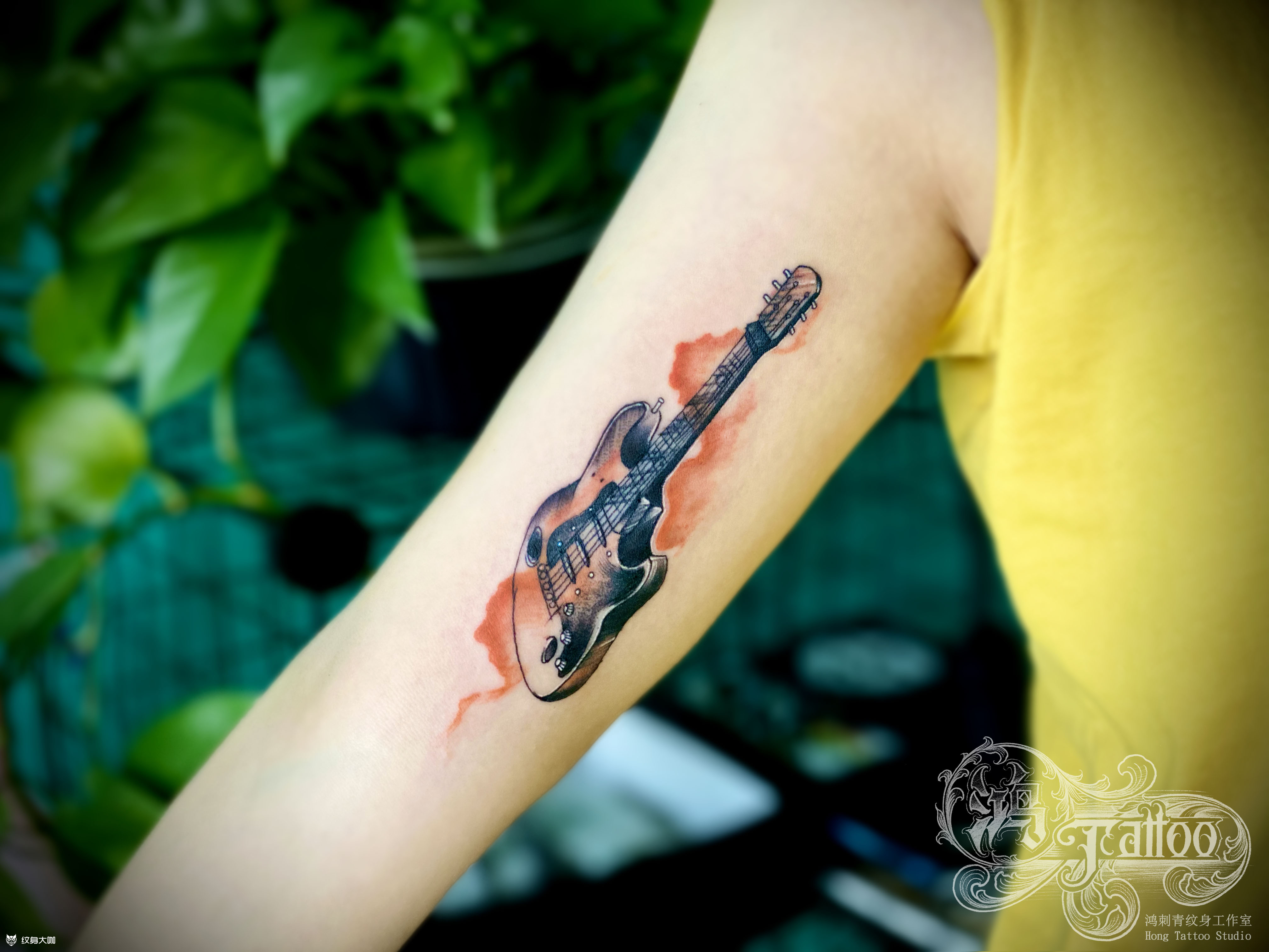 水彩吉他_纹身图案手稿图片_lk的纹身作品集