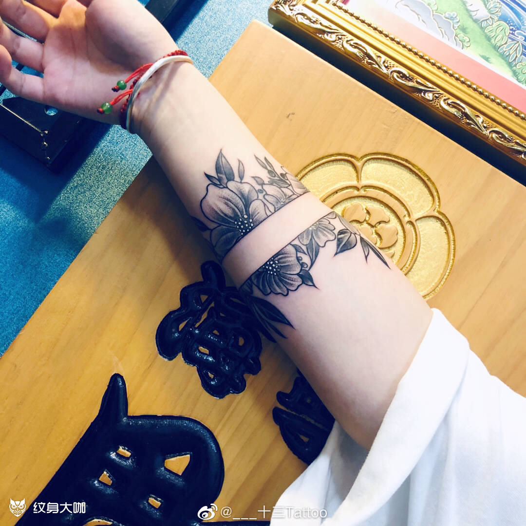 素花臂环_纹身图案手稿图片_91____十三的纹身作品集