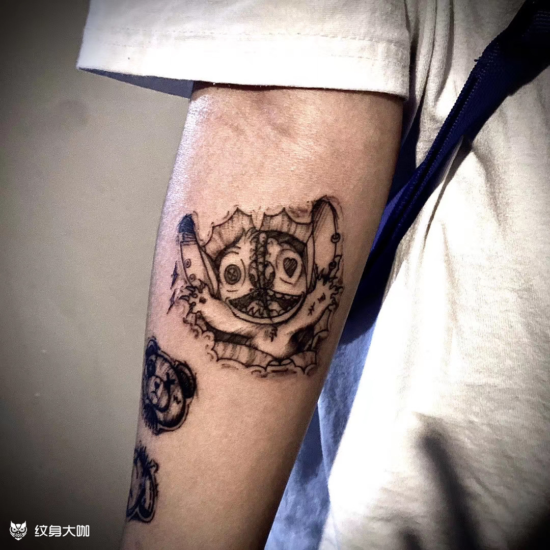 史迪仔_纹身图案手稿图片_4u的纹身作品集
