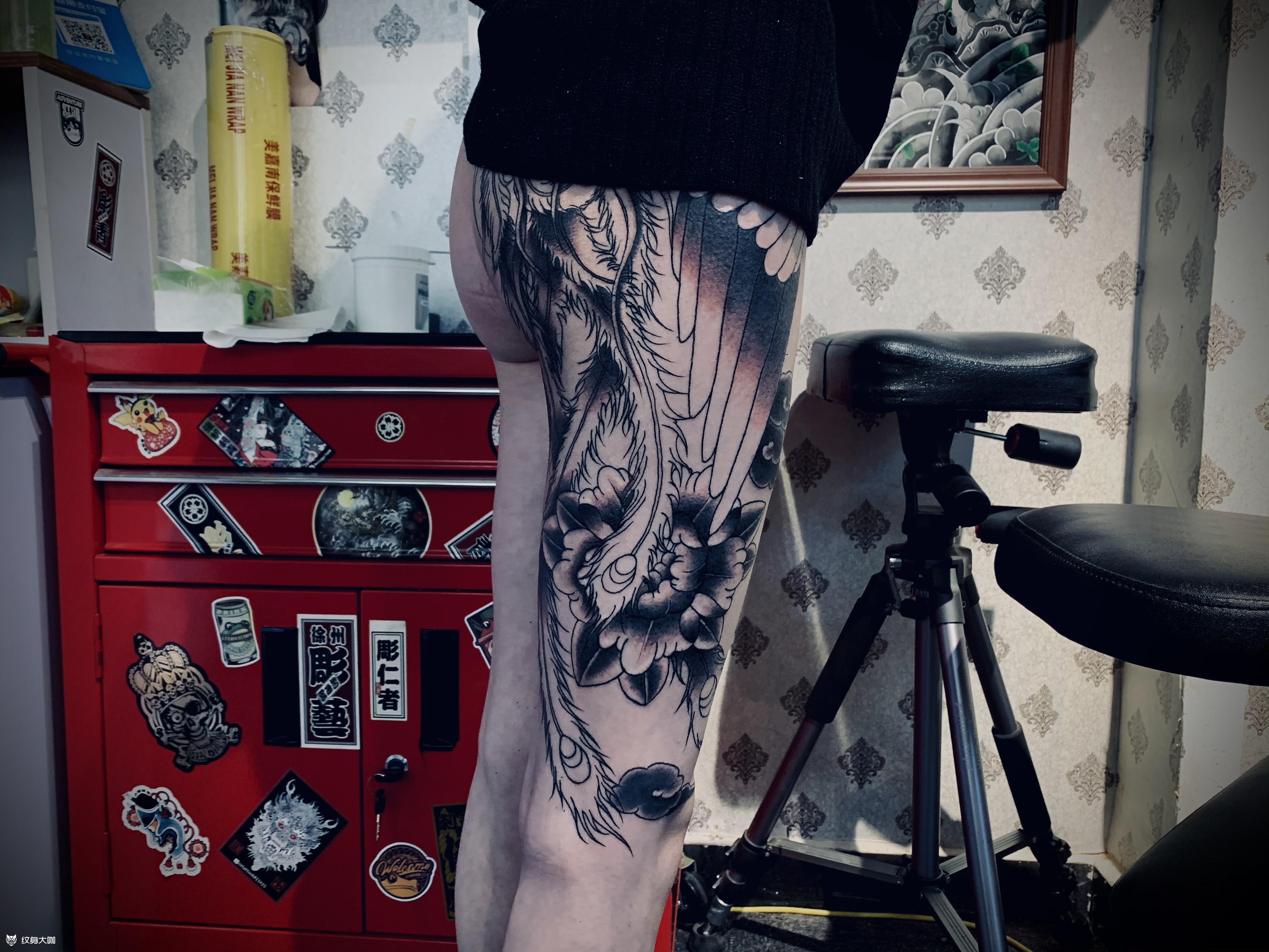 凤凰底色_纹身图案手稿图片_雕粹的纹身作品集