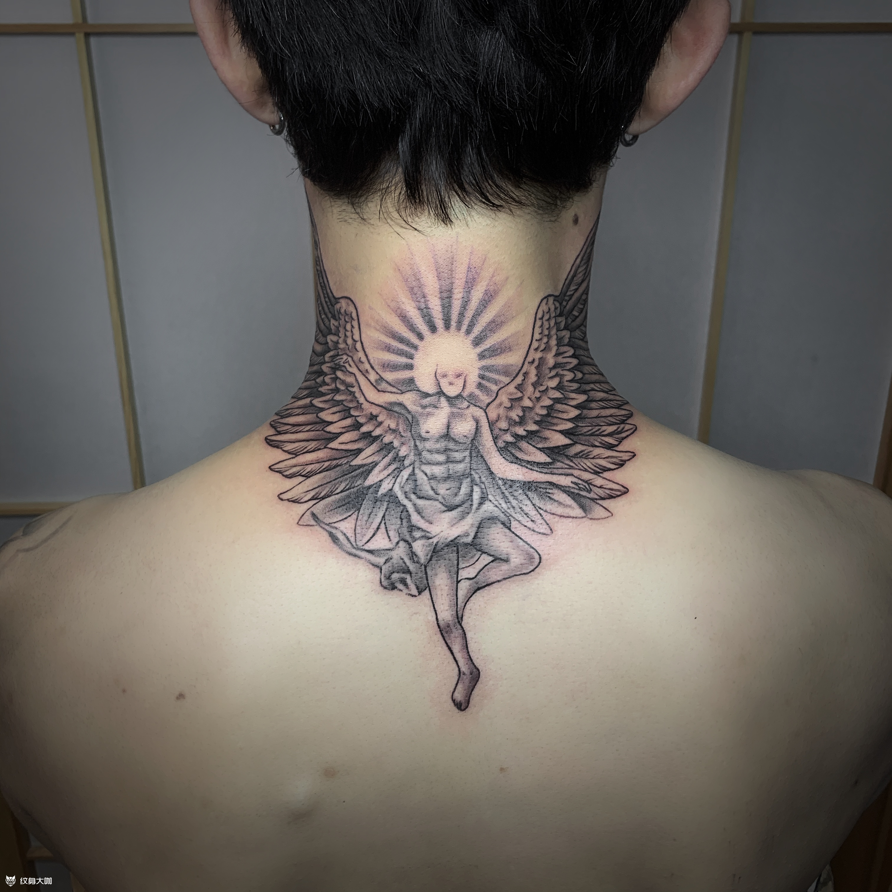 脖子后天使_纹身图案手稿图片_紫硕的纹身作品集