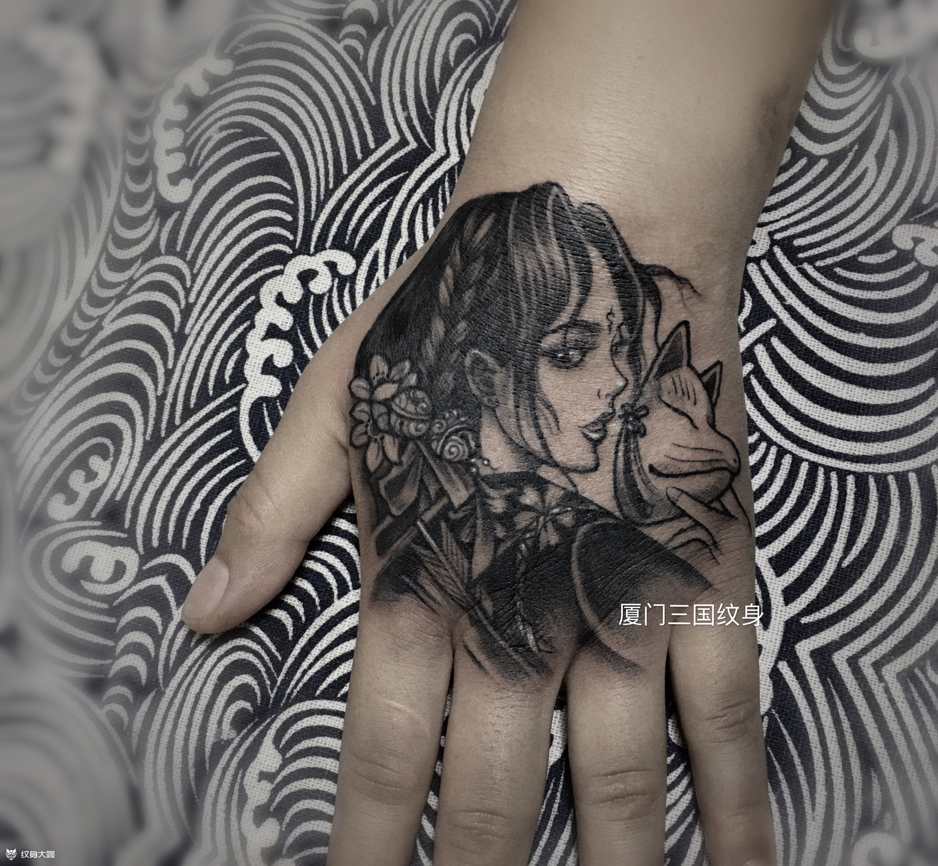 手背遮盖_纹身吧社区 - 纹身大咖