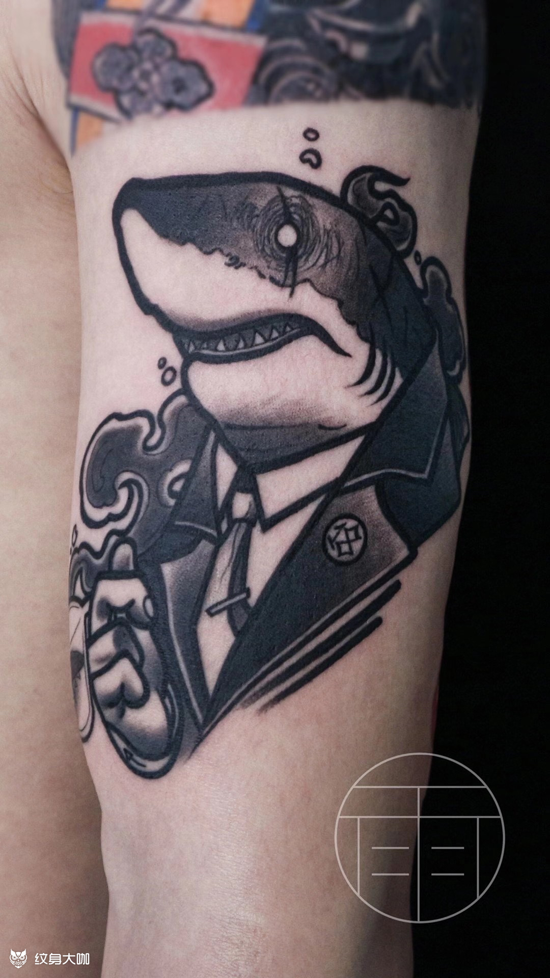 鲨鱼_纹身图案手稿图片_梓沐的纹身作品集