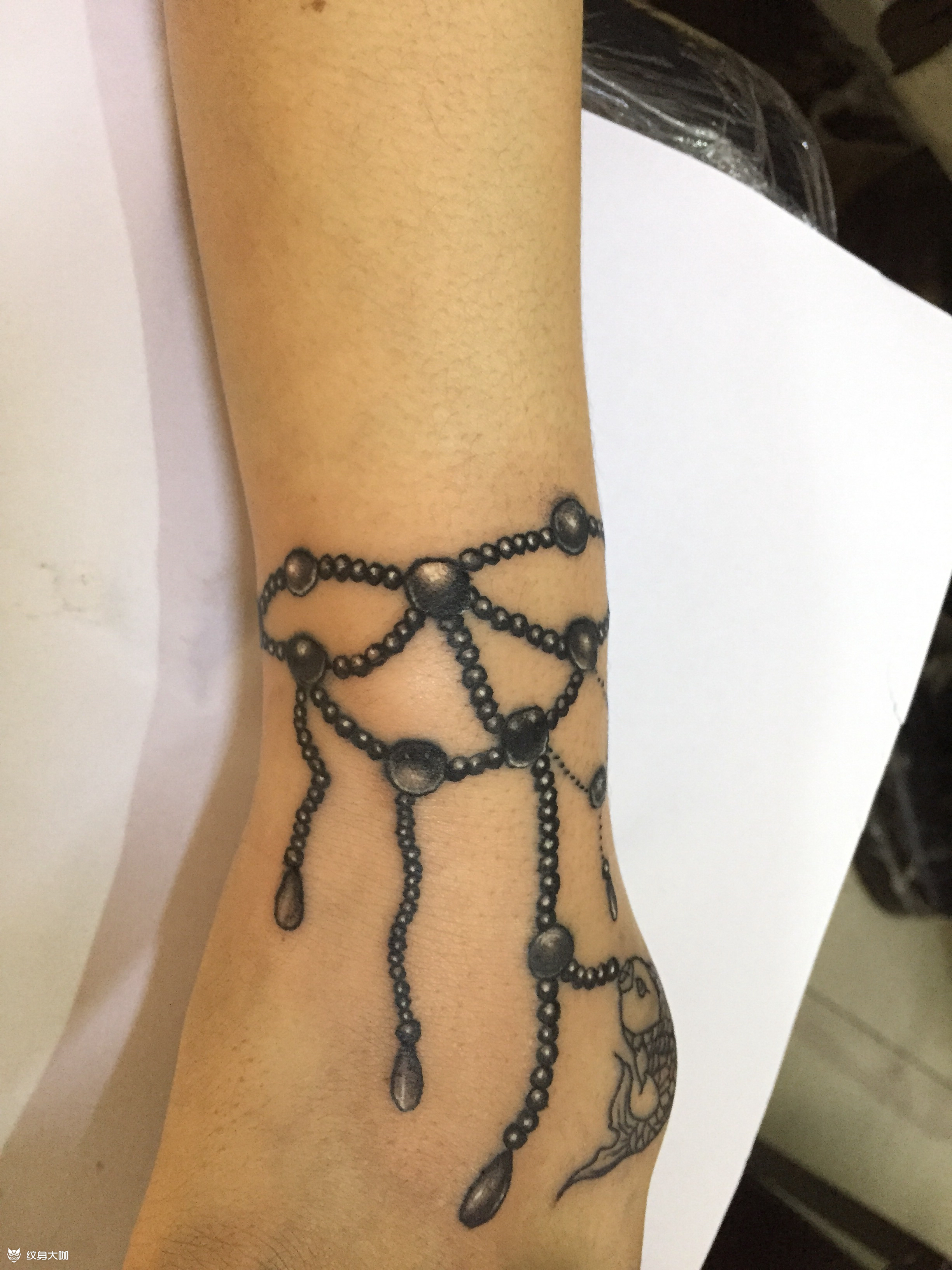 盖疤手腕刀疤!手_纹身吧社区 - 纹身大咖