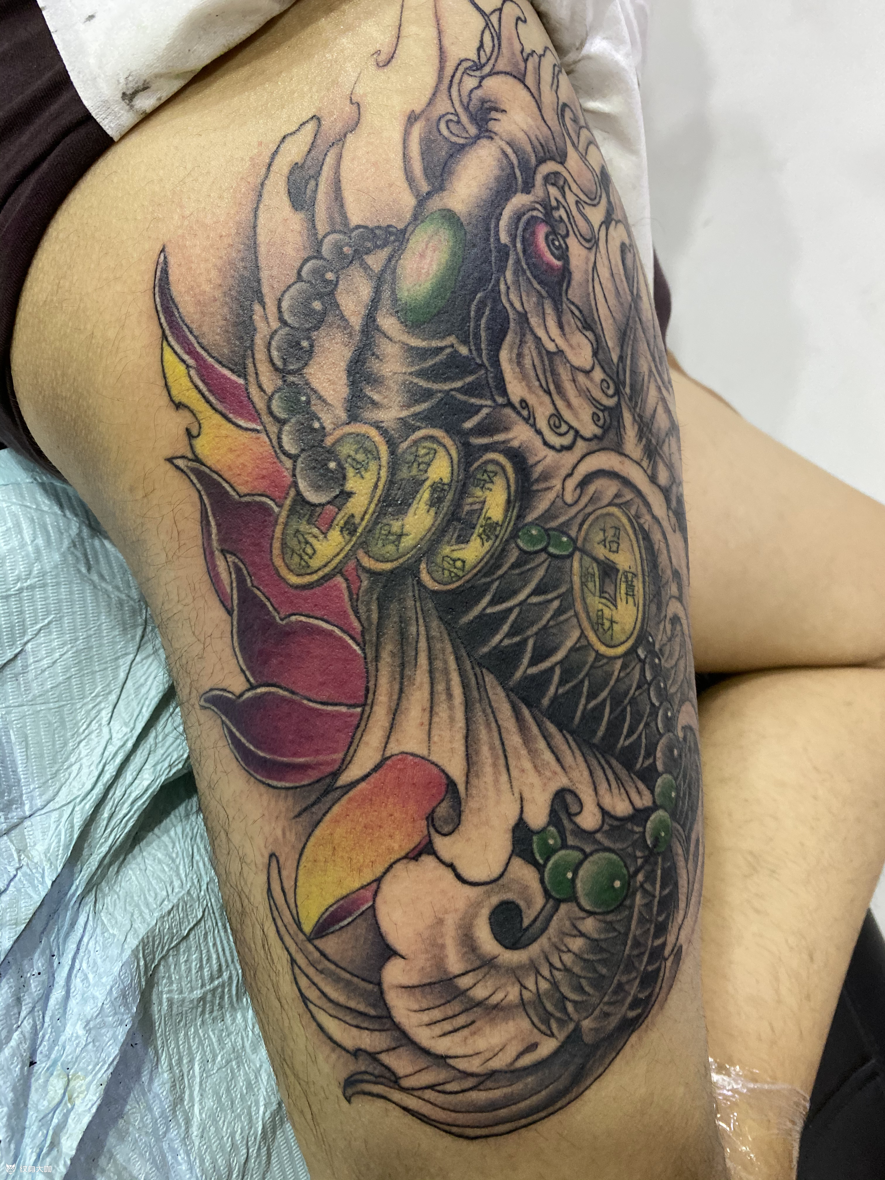 锦鲤_纹身图案手稿图片_潘潘的纹身作品集