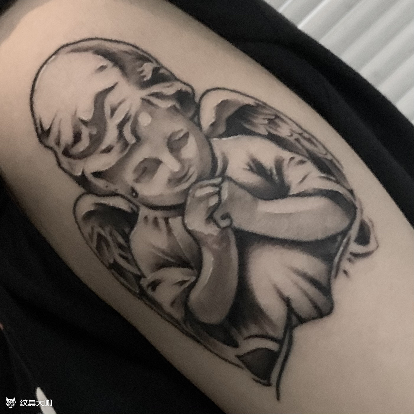 简介:擅长old school,花体字简介:擅长old school,花体字天使手臂欧美