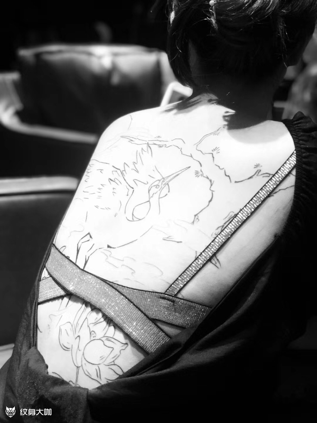 丹顶鹤纹身图案后背图片