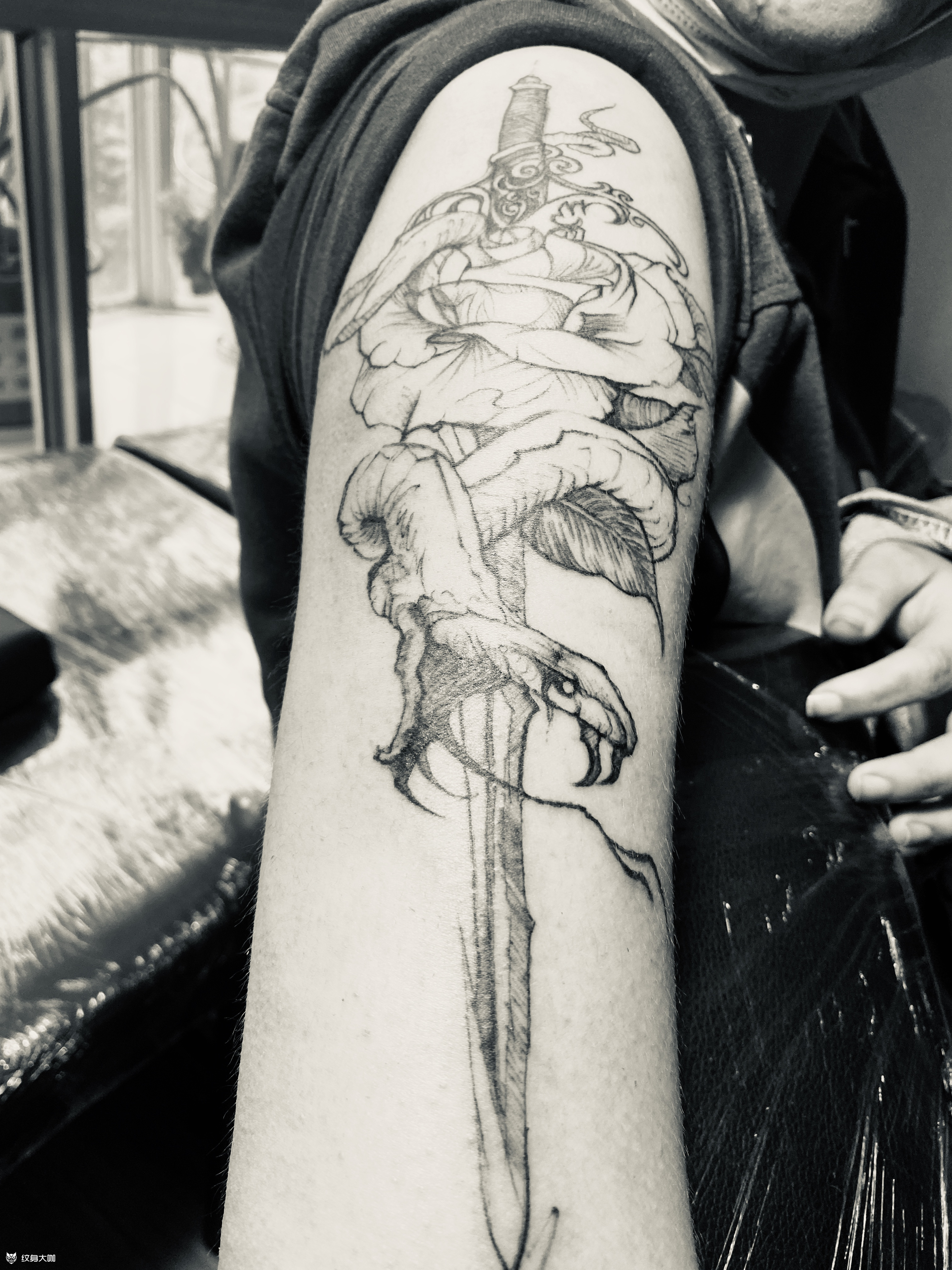 蛇盘剑_纹身图案手稿图片_长青的纹身作品集