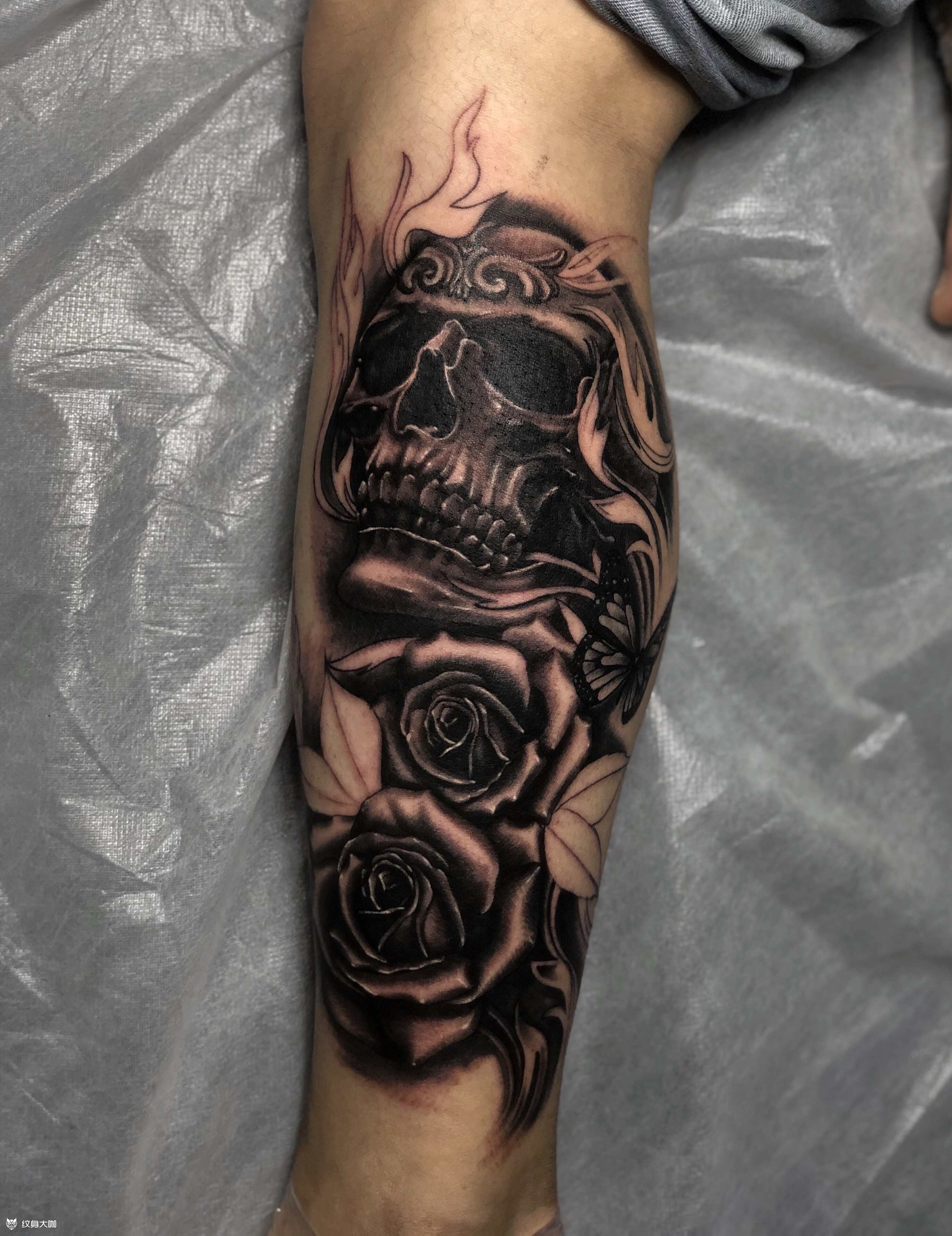 小腿外侧写实骷髅未完成_纹身吧社区 - 纹身大咖