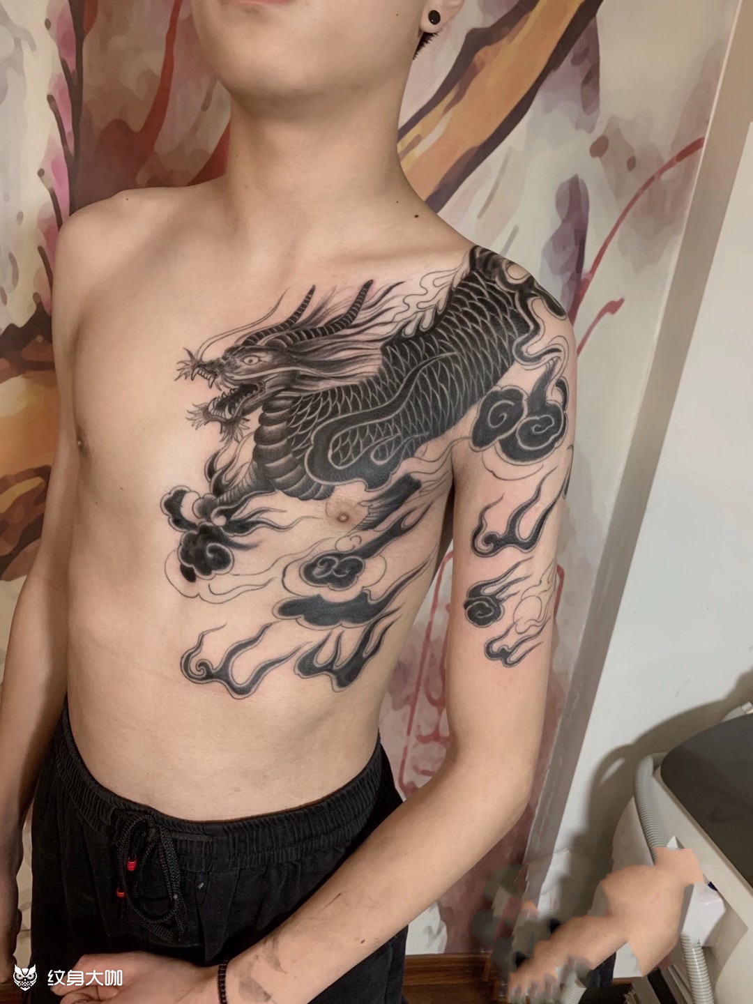 过肩麒麟_纹身图案手稿图片_王治浩的纹身作品集