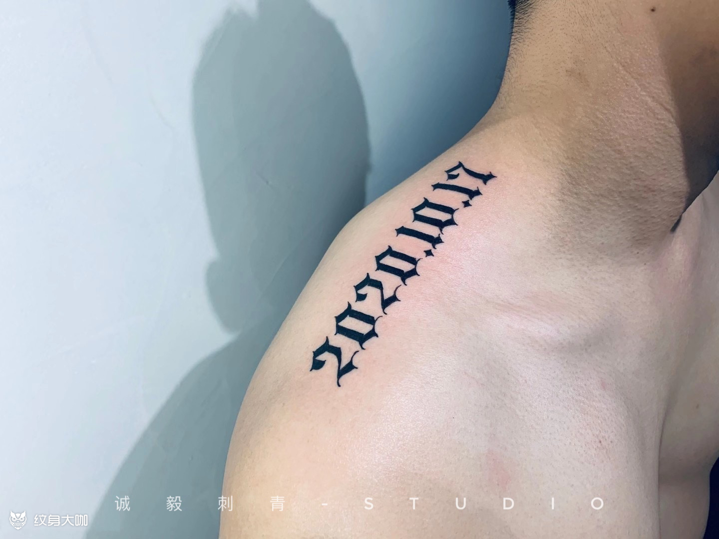 哥特式纪念日_纹身图案手稿图片_林的纹身作品集