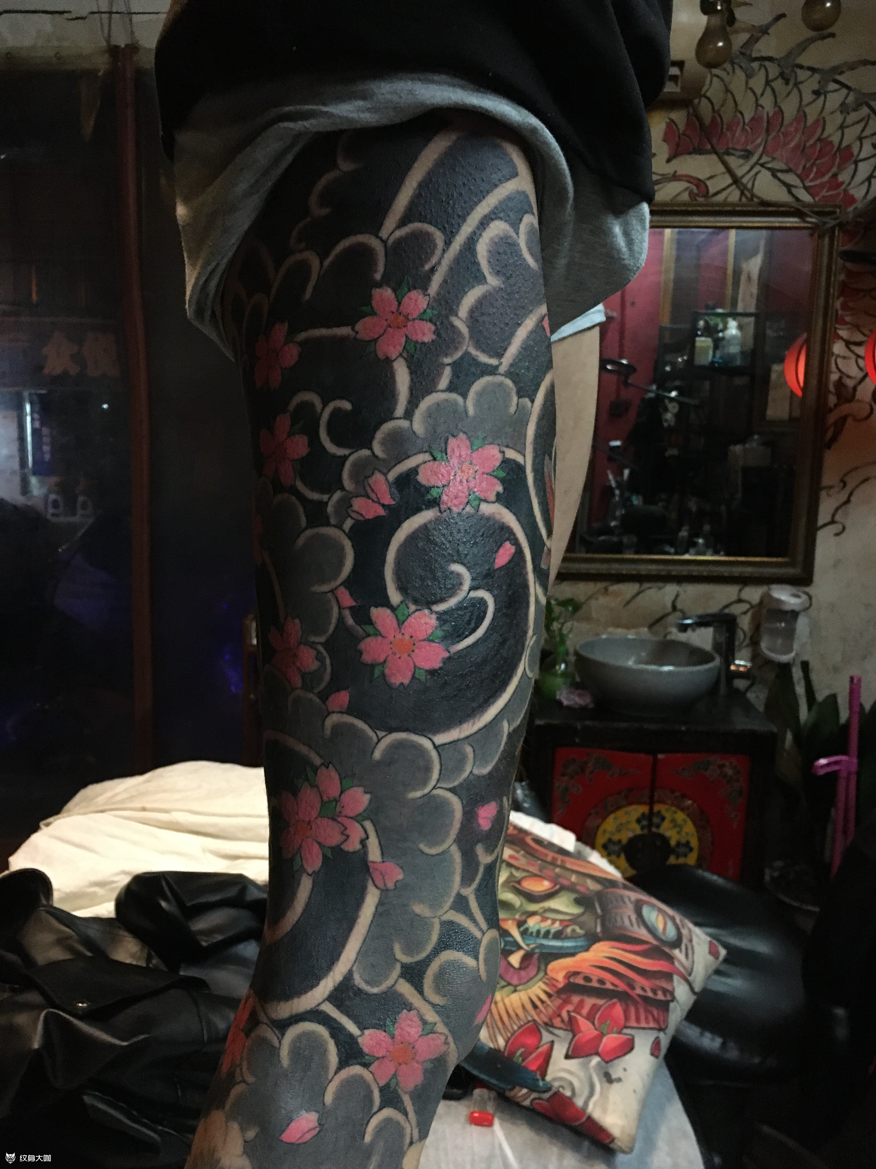 花腿 樱花_纹身图案手稿图片_阿苗的纹身作品集