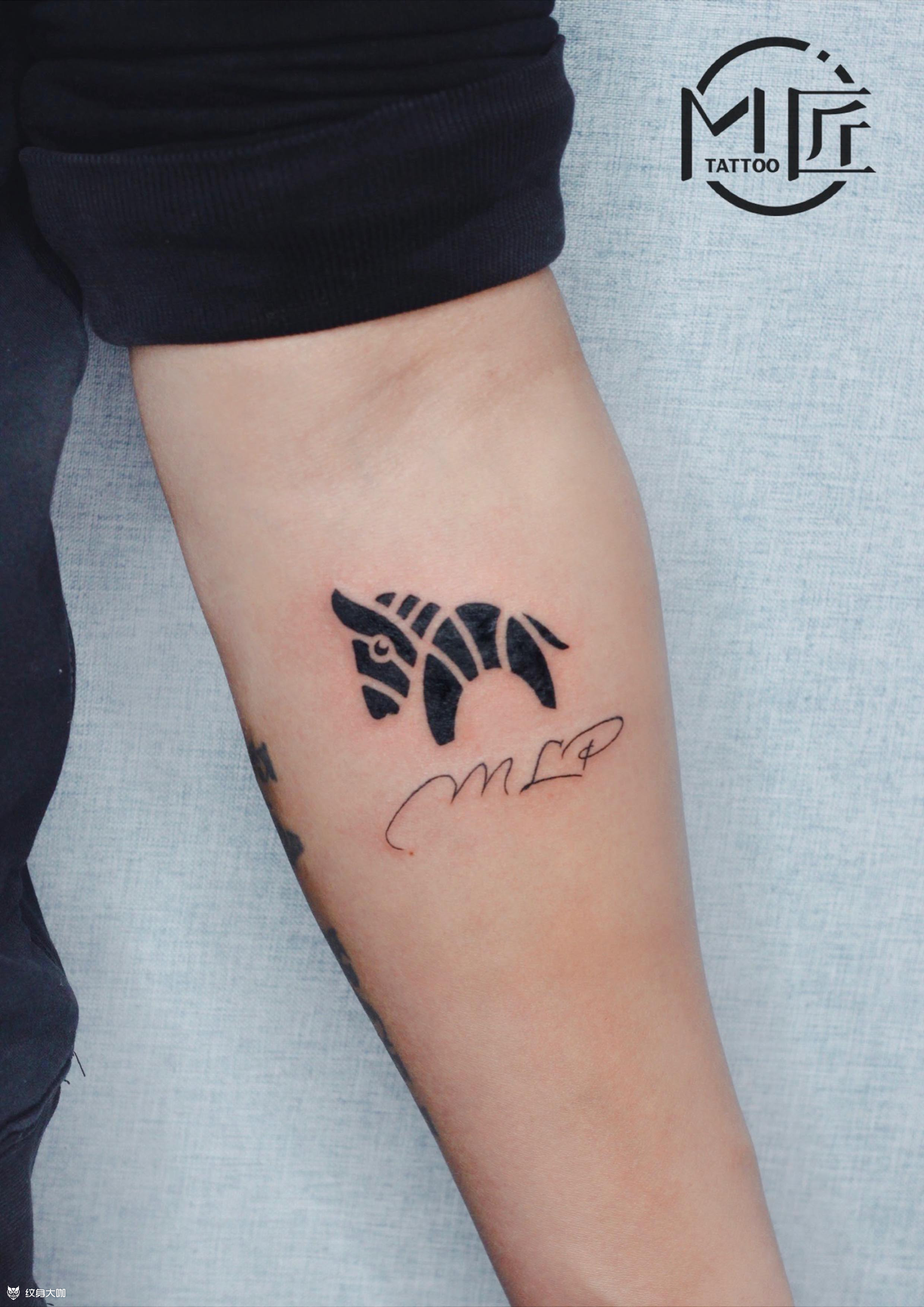 几何马_纹身图案手稿图片_mao的纹身作品集