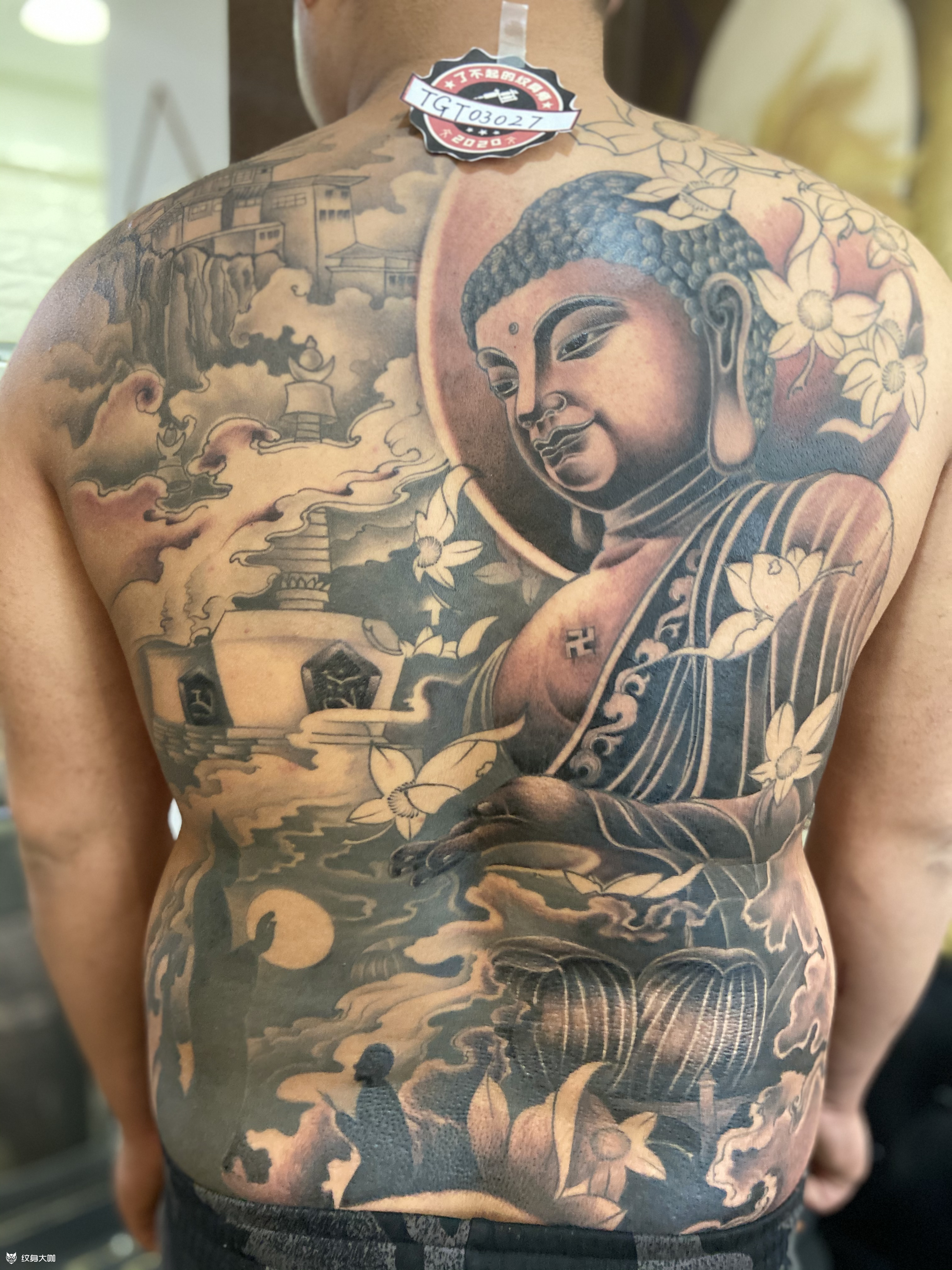 满背佛_纹身图案手稿图片_帝易——琛的纹身作品集