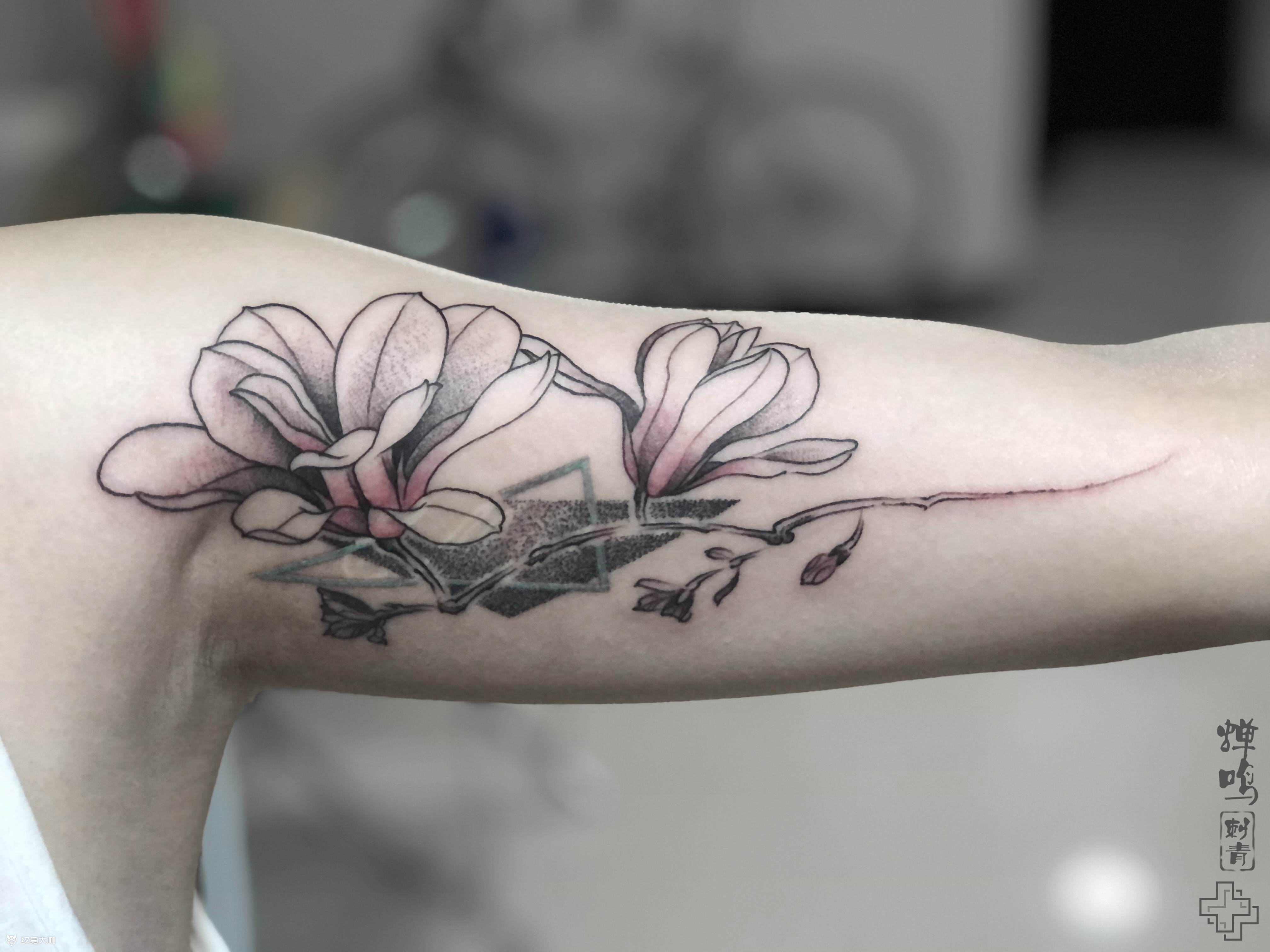 玉兰花_纹身图案手稿图片_知了的纹身作品集