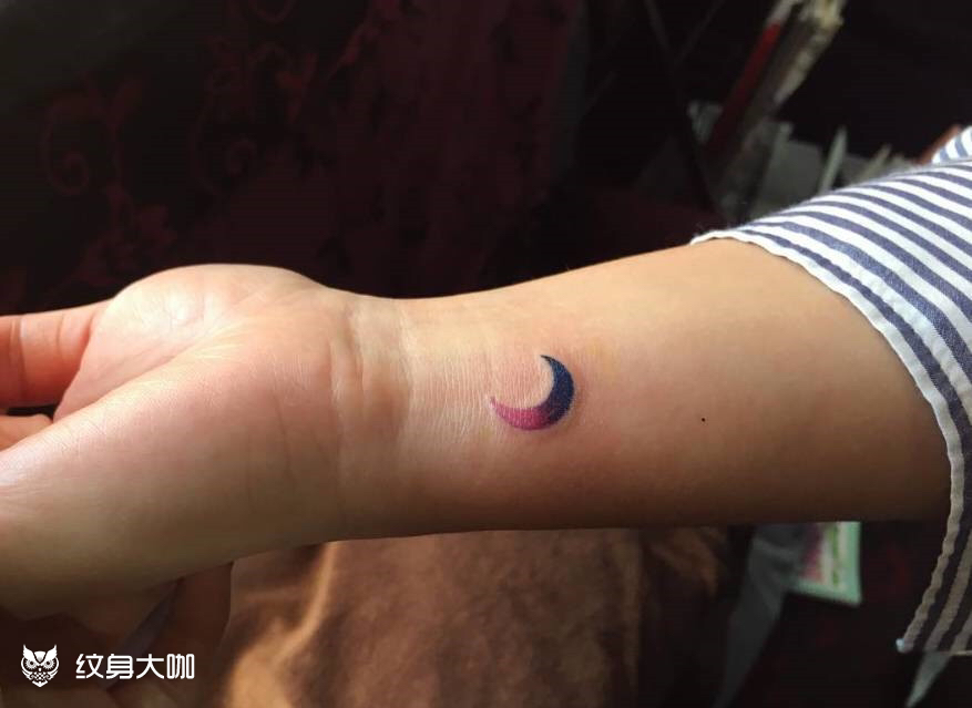 月亮纹身_纹身图案手稿图片_老王的纹身作品集