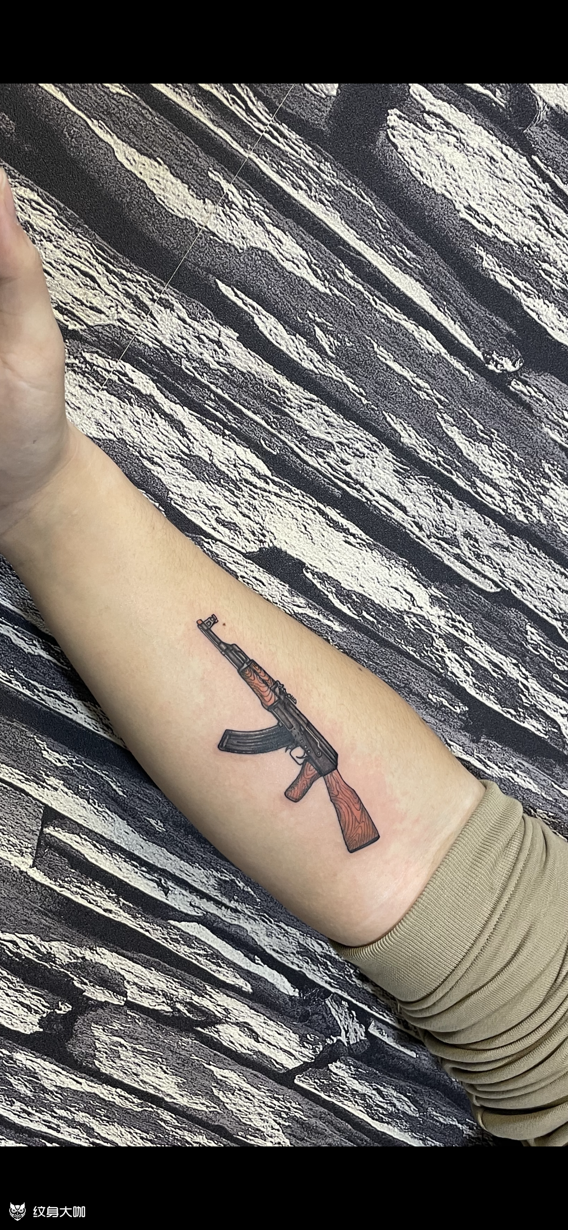 ak47_纹身图案手稿图片_彭画吉的纹身作品集