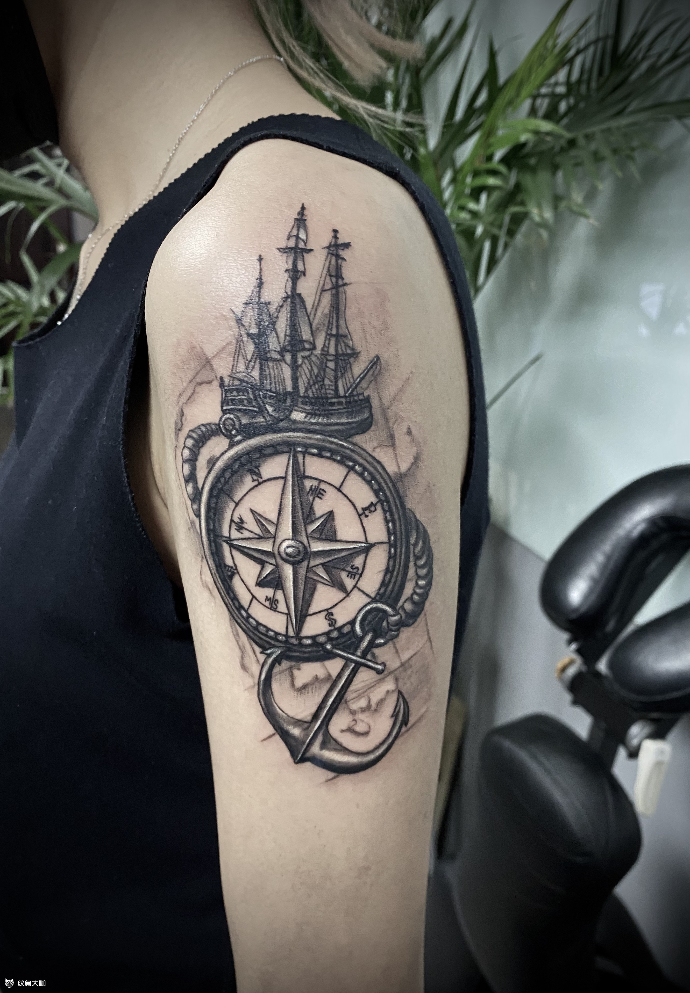 帆船指南针船锚