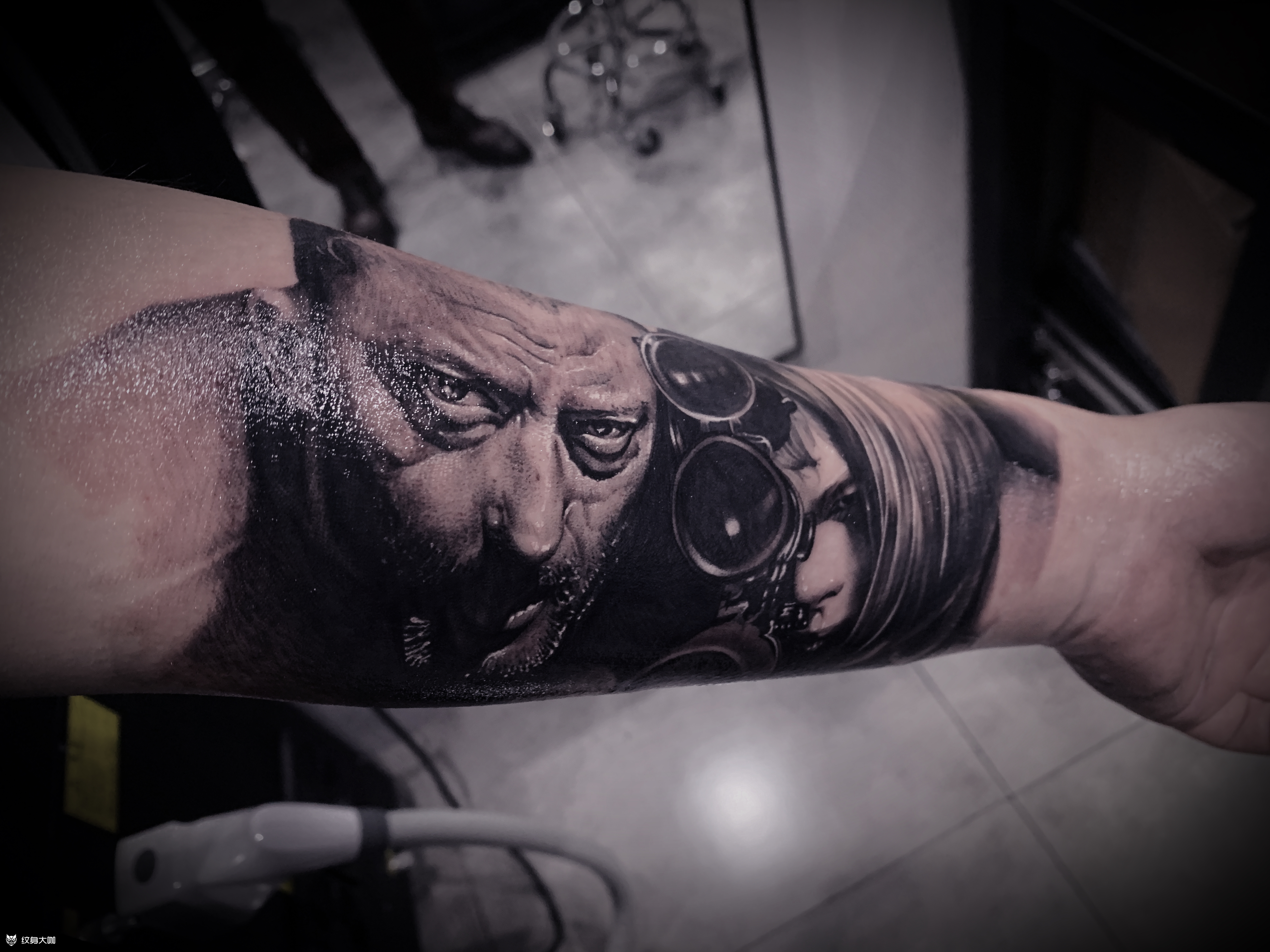 短发女孩/这个杀手不太冷_纹身图案手稿图片_徐鸿栋的纹身作品集