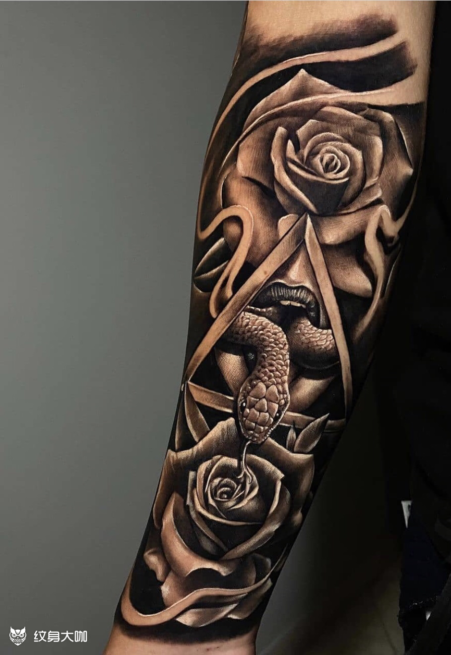 玫瑰蛇_纹身图案手稿图片_墨研洋师傅的纹身作品集