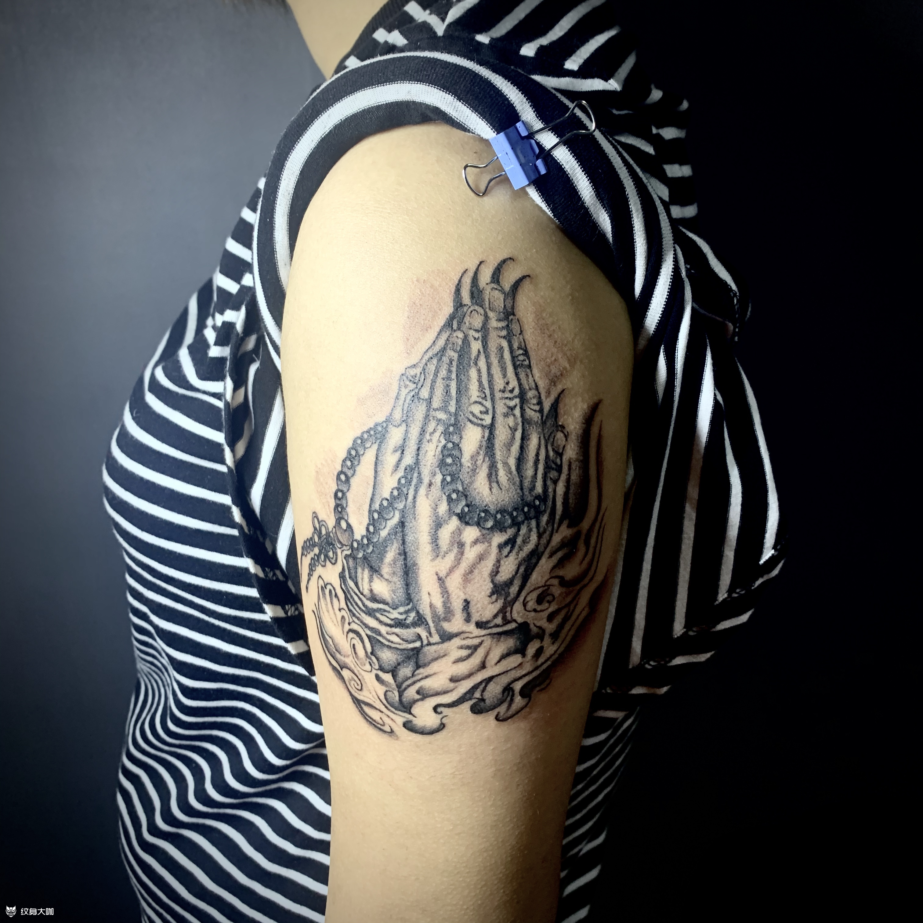 一念之间祈祷手_纹身图案手稿图片_刘沐阳的纹身作品集