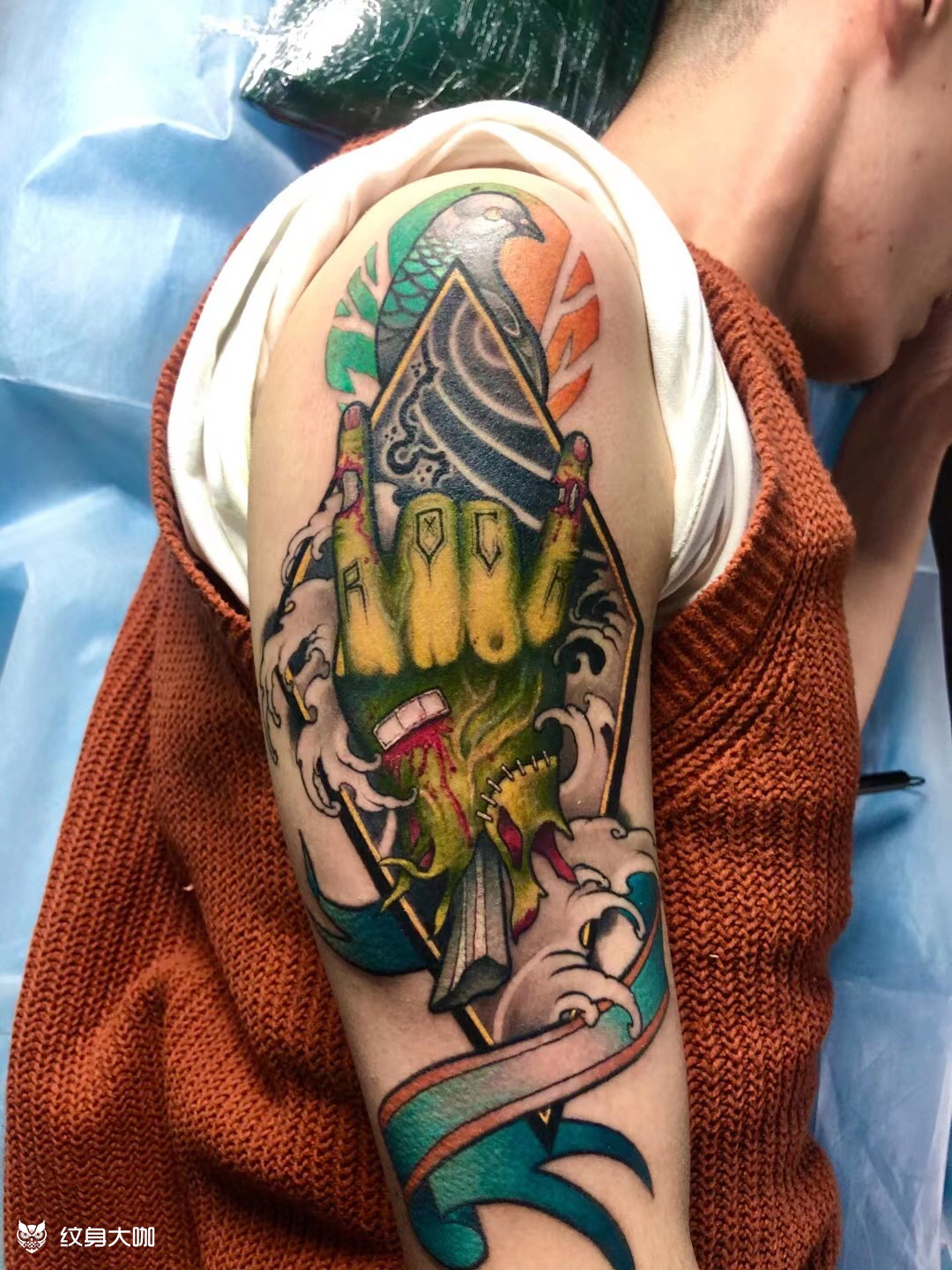 鸽子 摇滚手_纹身图案手稿图片_穗鹏飞的纹身作品集