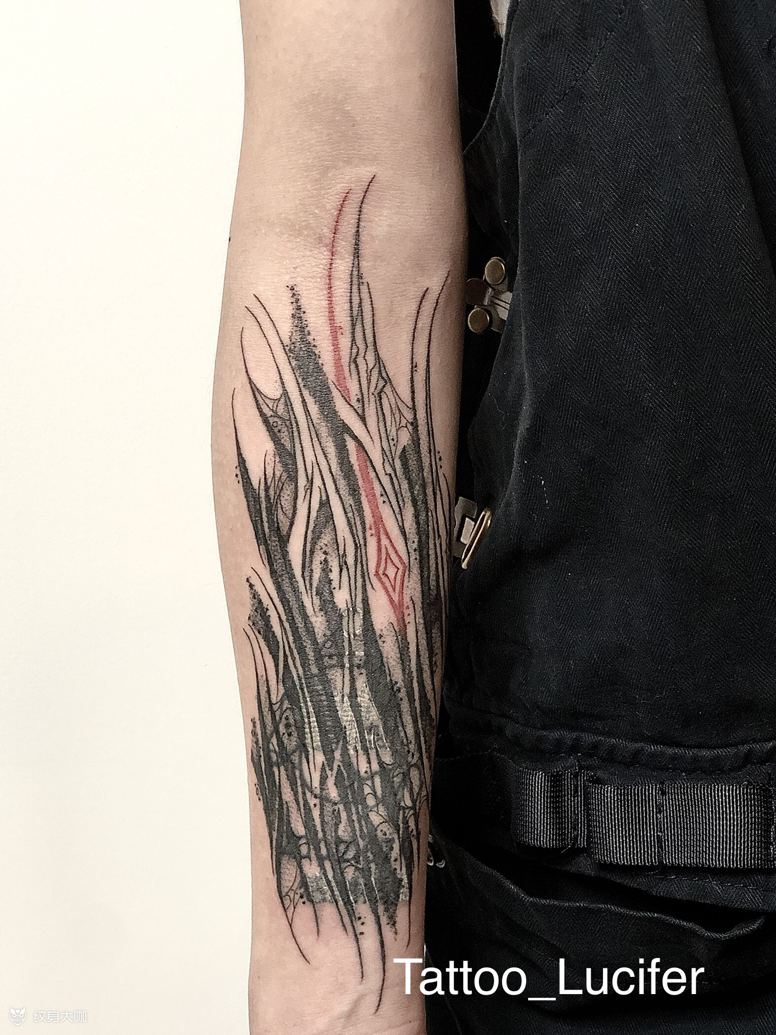 暗黑花体字小臂遮盖_纹身图案手稿图片_ink_白泽的纹身作品集