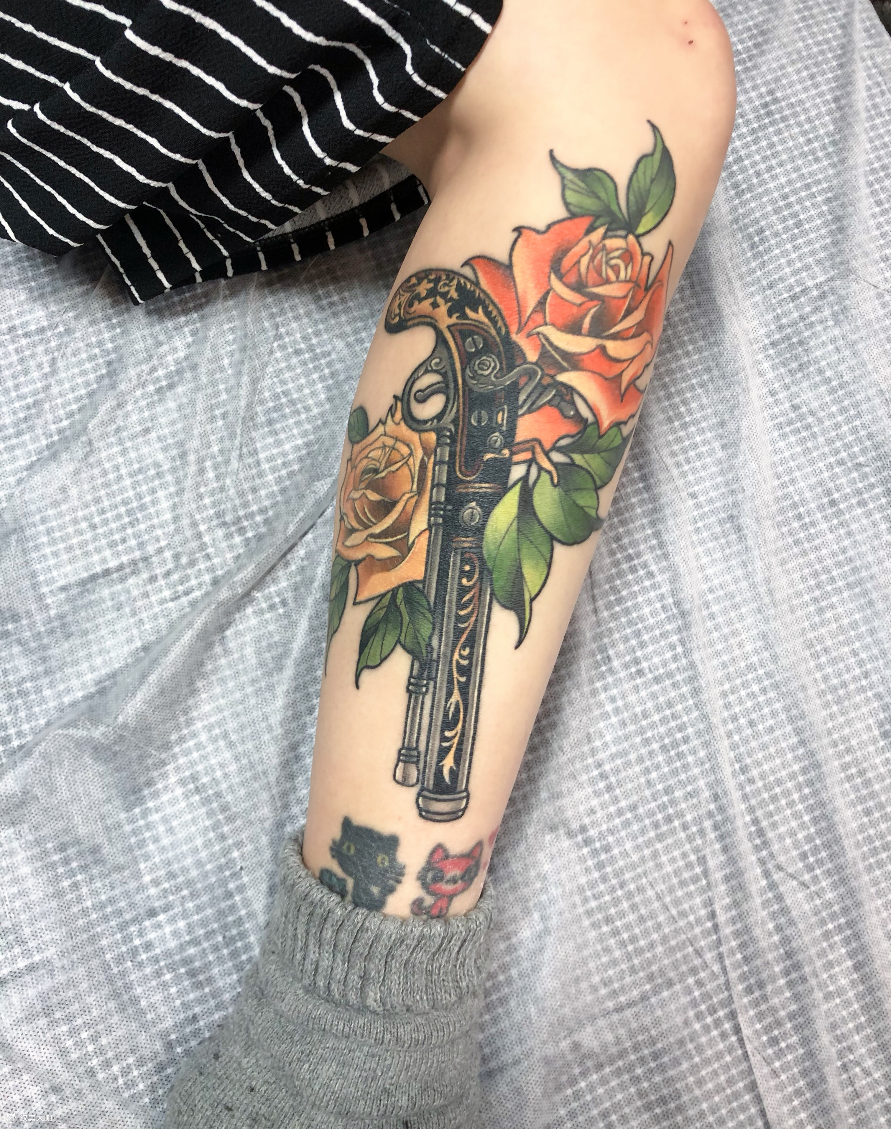 枪花_纹身图案手稿图片_辛师傅的纹身作品集