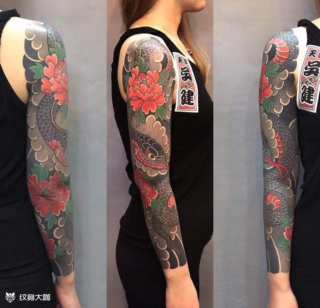 花臂忙戏牡丹(千年富贵)_纹身图案手稿图片_吴建的纹身作品集