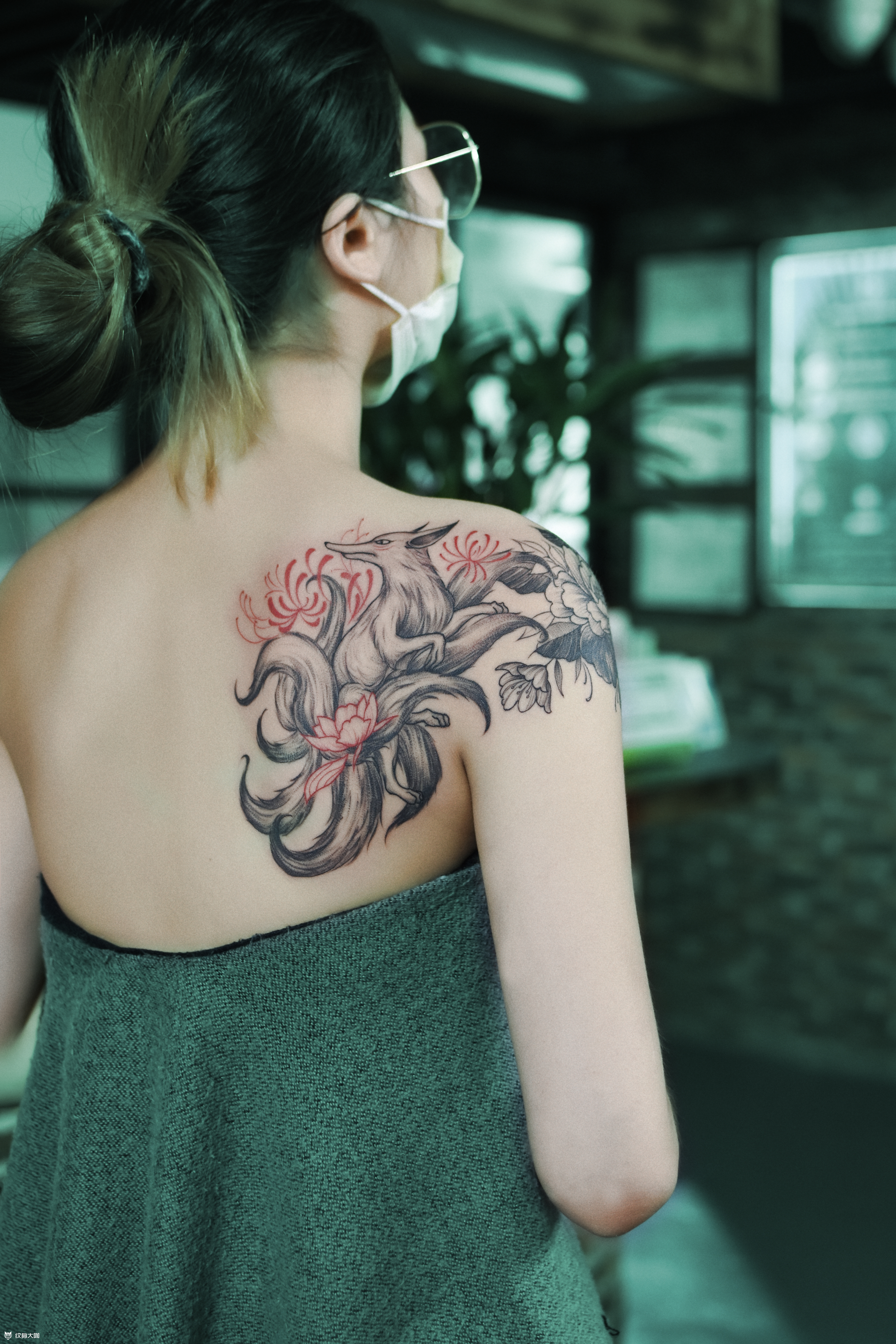 九尾狐肩花_纹身图案手稿图片_刘星的纹身作品集