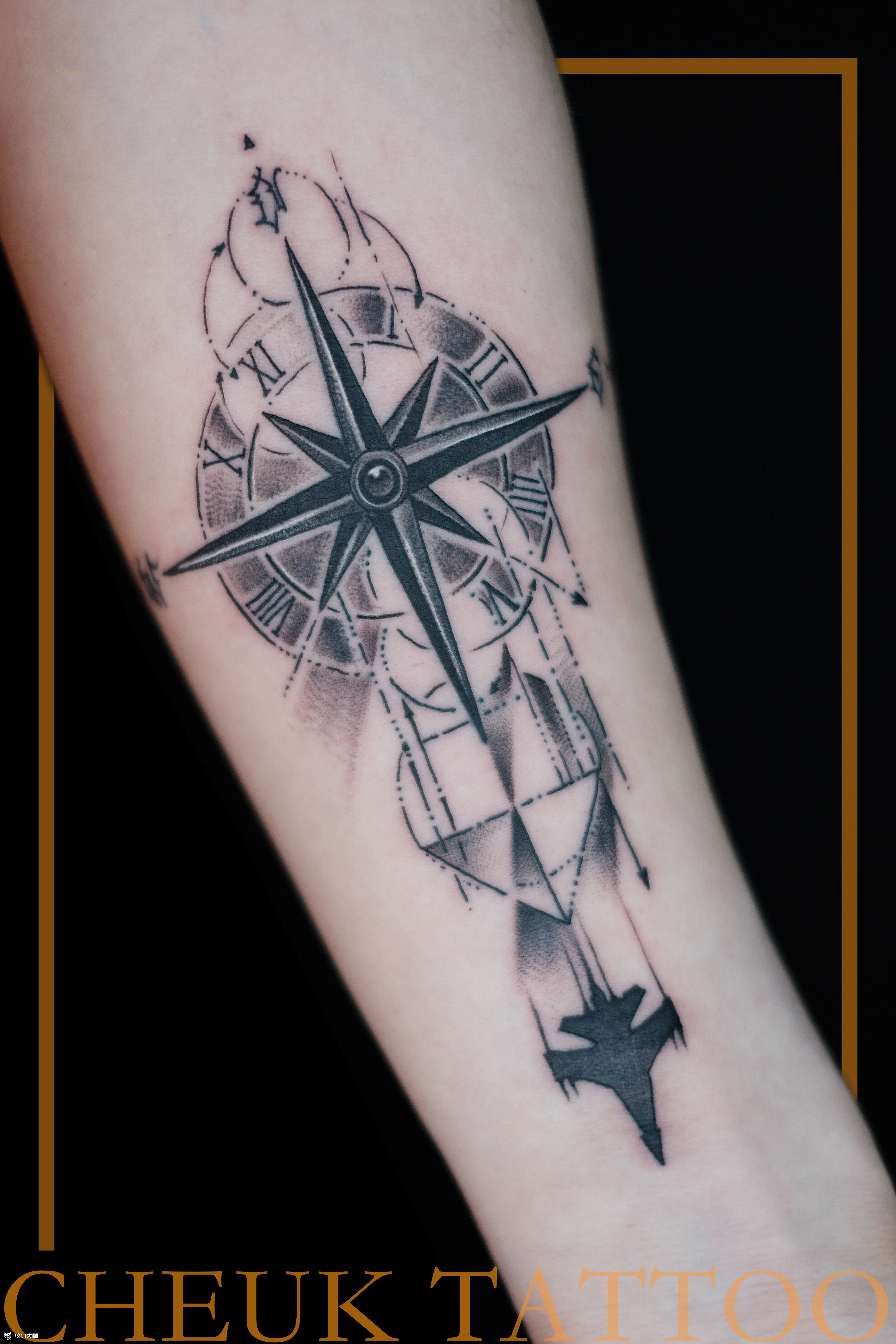 指南针_纹身图案手稿图片_灼 cheuk的纹身作品集