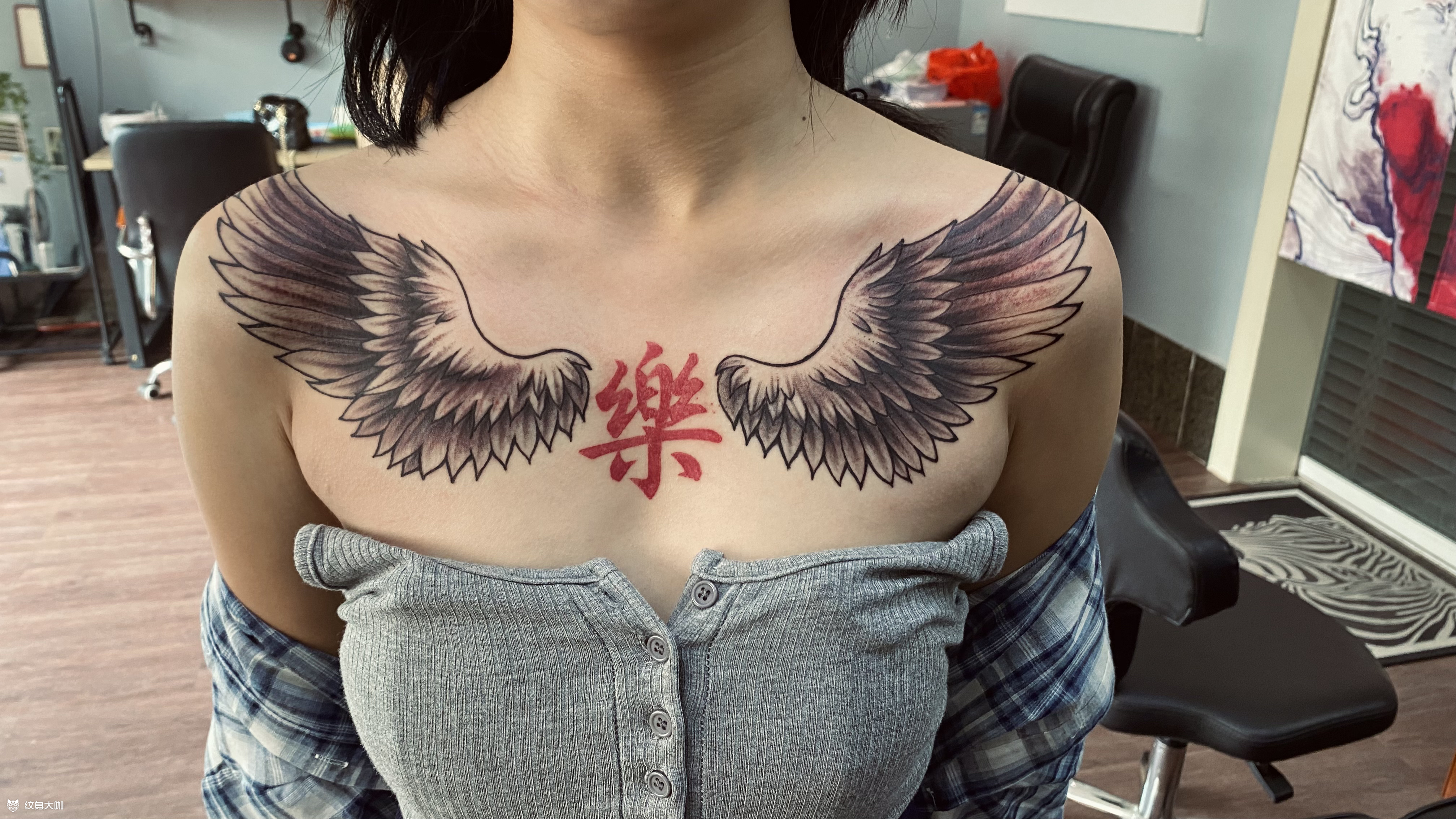 花胸翅膀_纹身图案手稿图片_徐强的纹身作品集