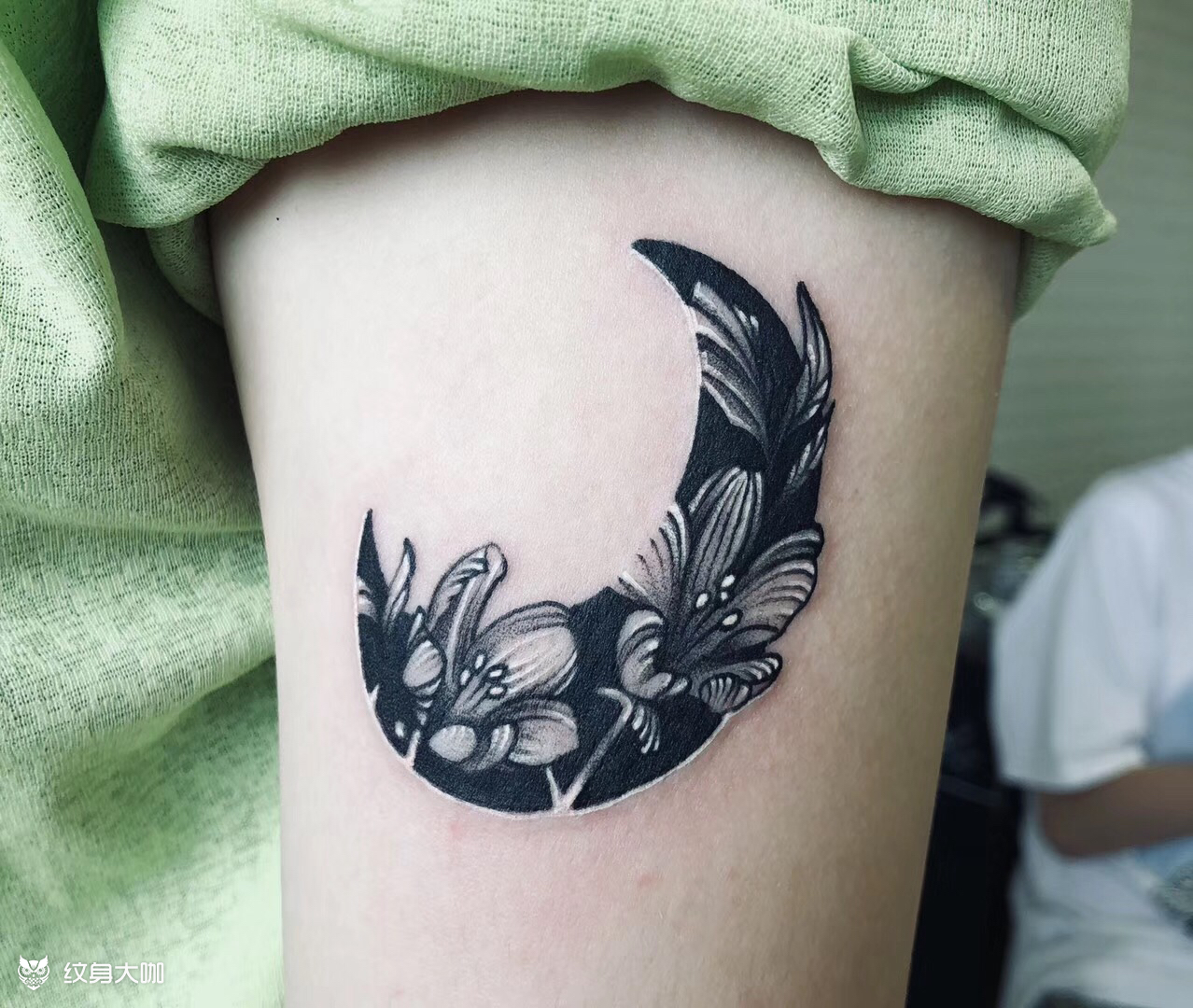 月亮花_纹身图案手稿图片_小白的纹身作品集
