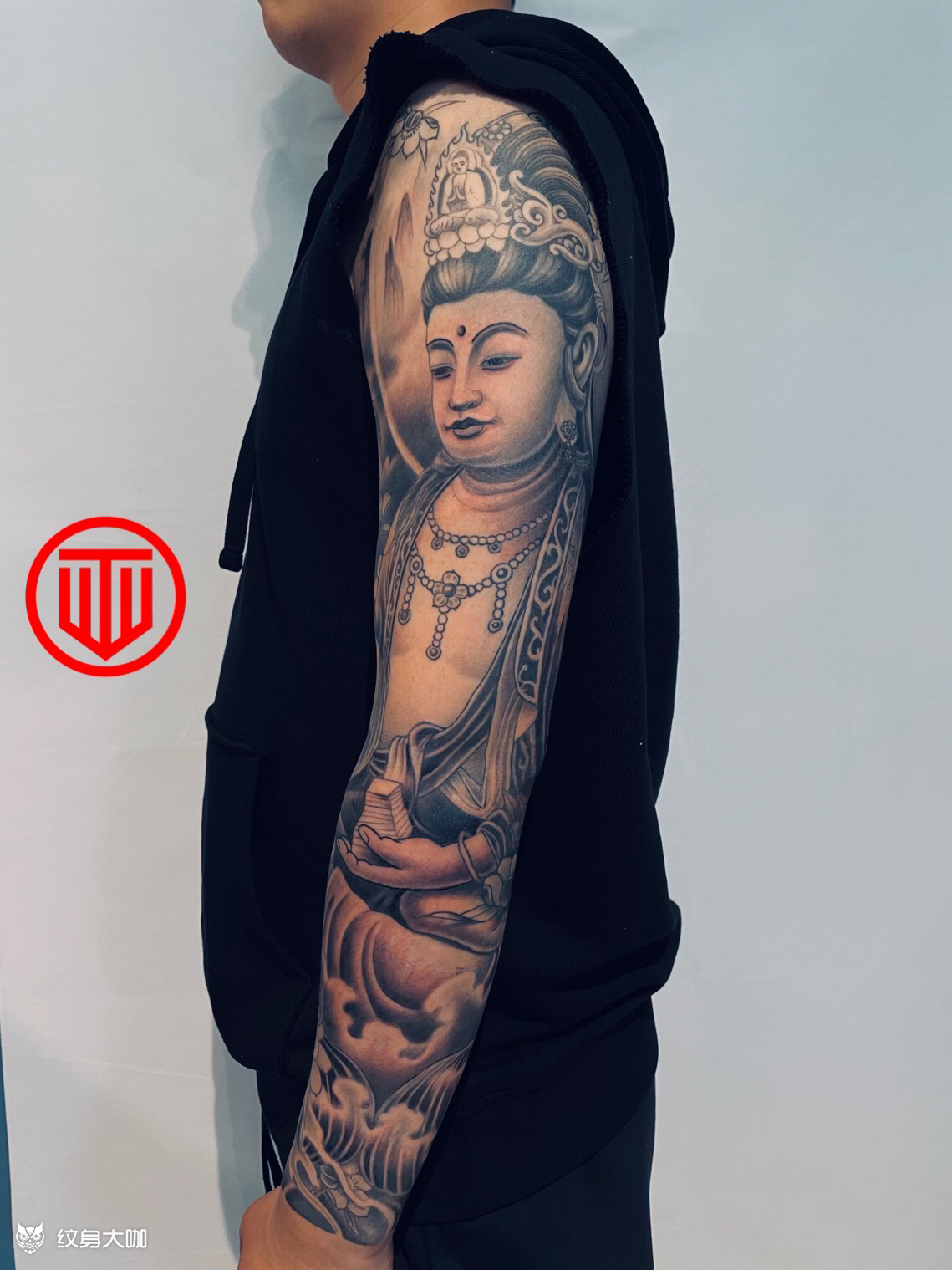 新传统 花臂 观音_纹身图案手稿图片_万达纹武堂 雕琢的纹身作品集