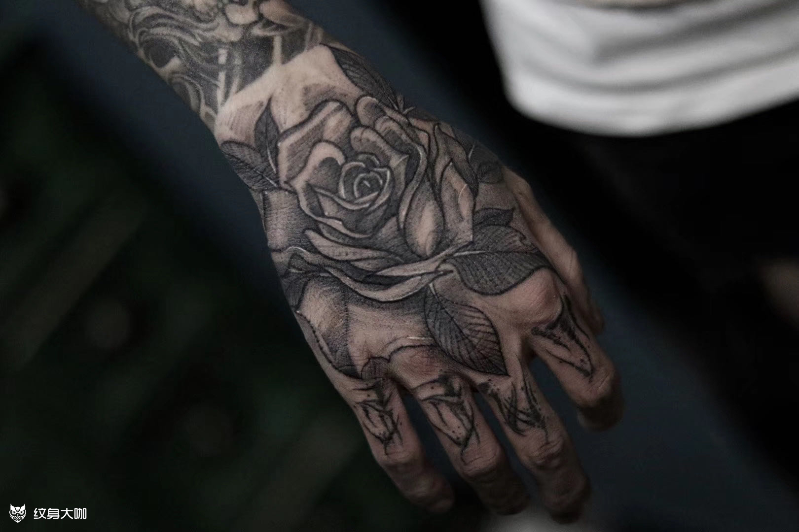 点刺#手背#素花#_纹身图案手稿图片_糖哥的纹身作品集