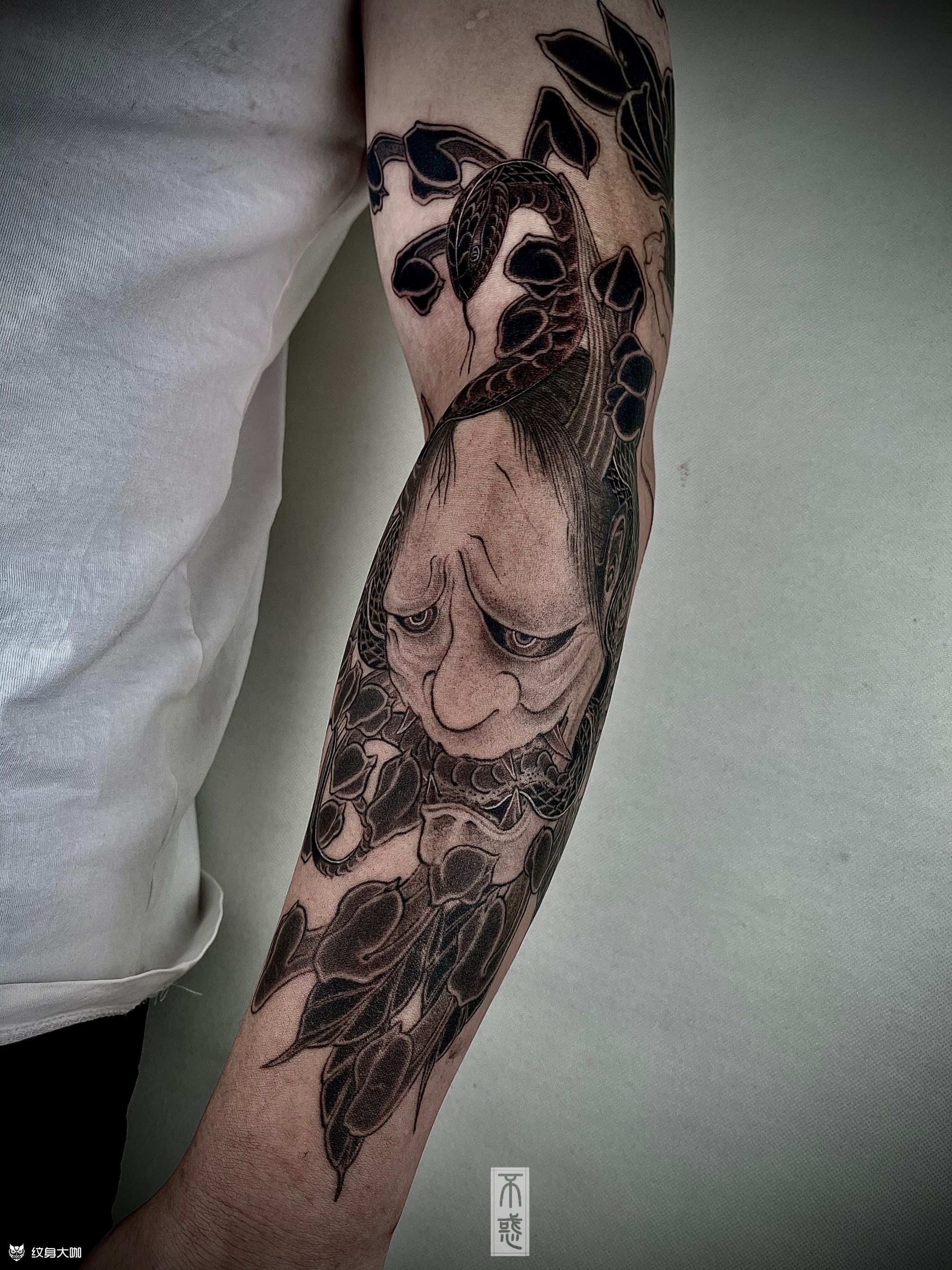 般若与蛇_纹身图案手稿图片_不惑的纹身作品集