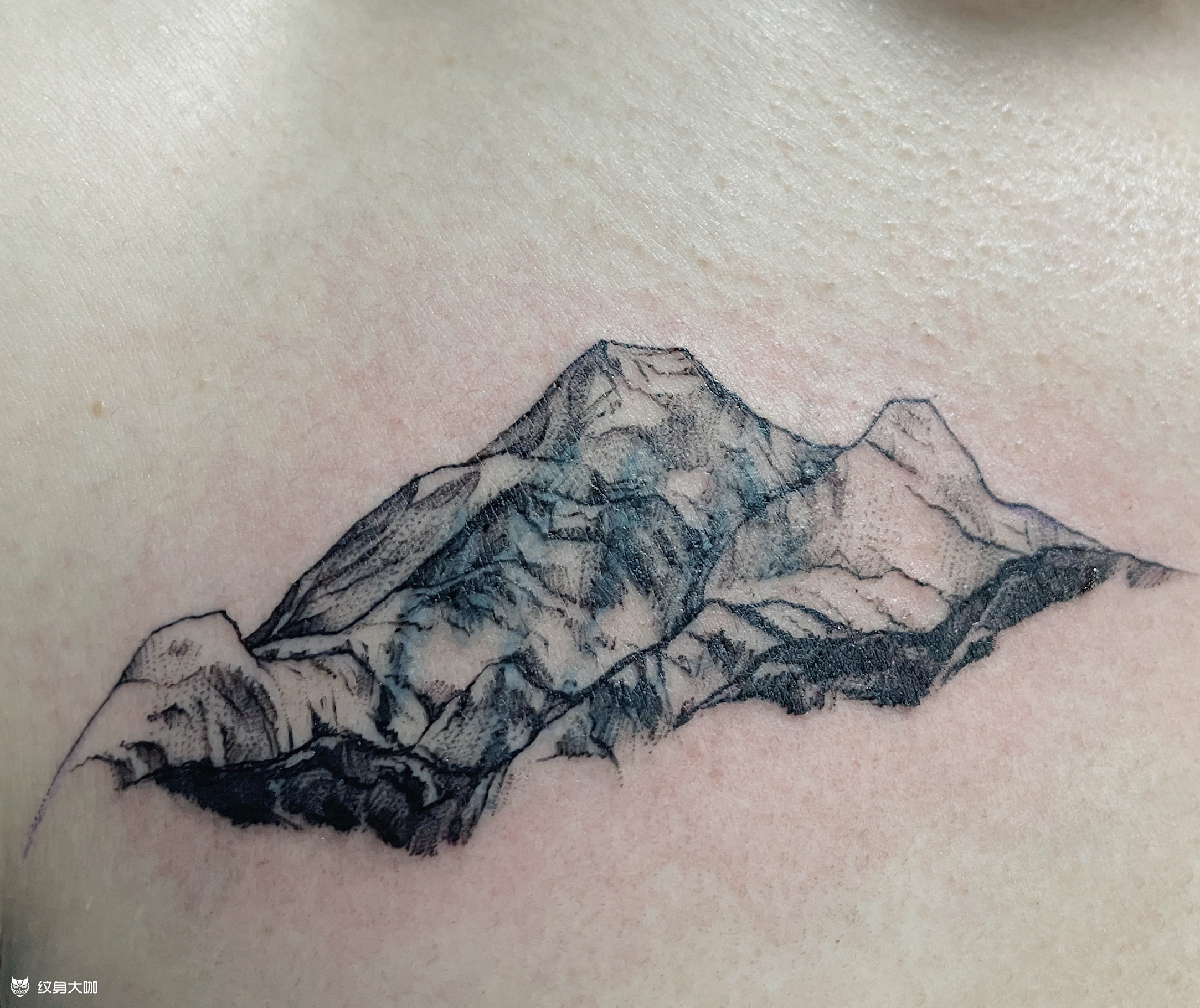 珠穆朗玛峰_纹身图案手稿图片_马骏的纹身作品集