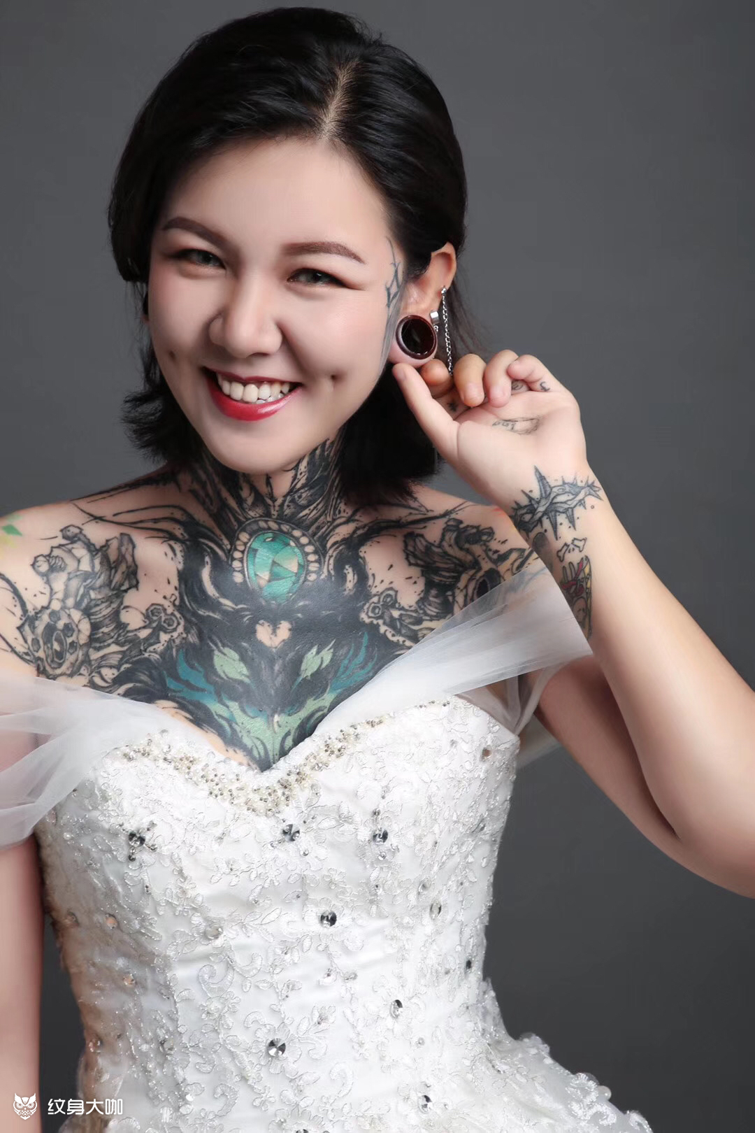 花胸这是位美女同行,由她非常_纹身吧社区 - 纹身大咖