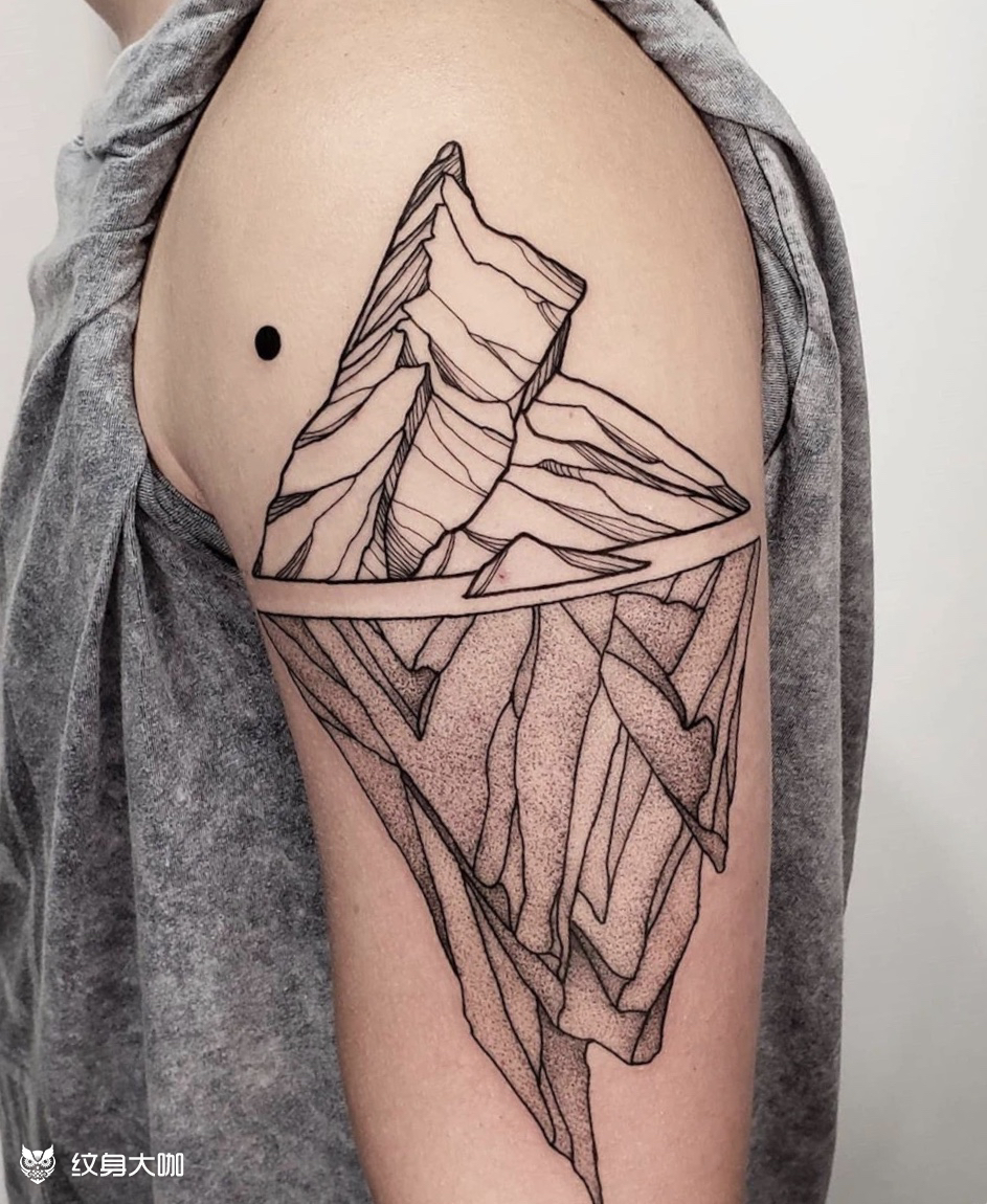 线条的魅力,简约而不简单_纹身吧社区 - 纹身大咖