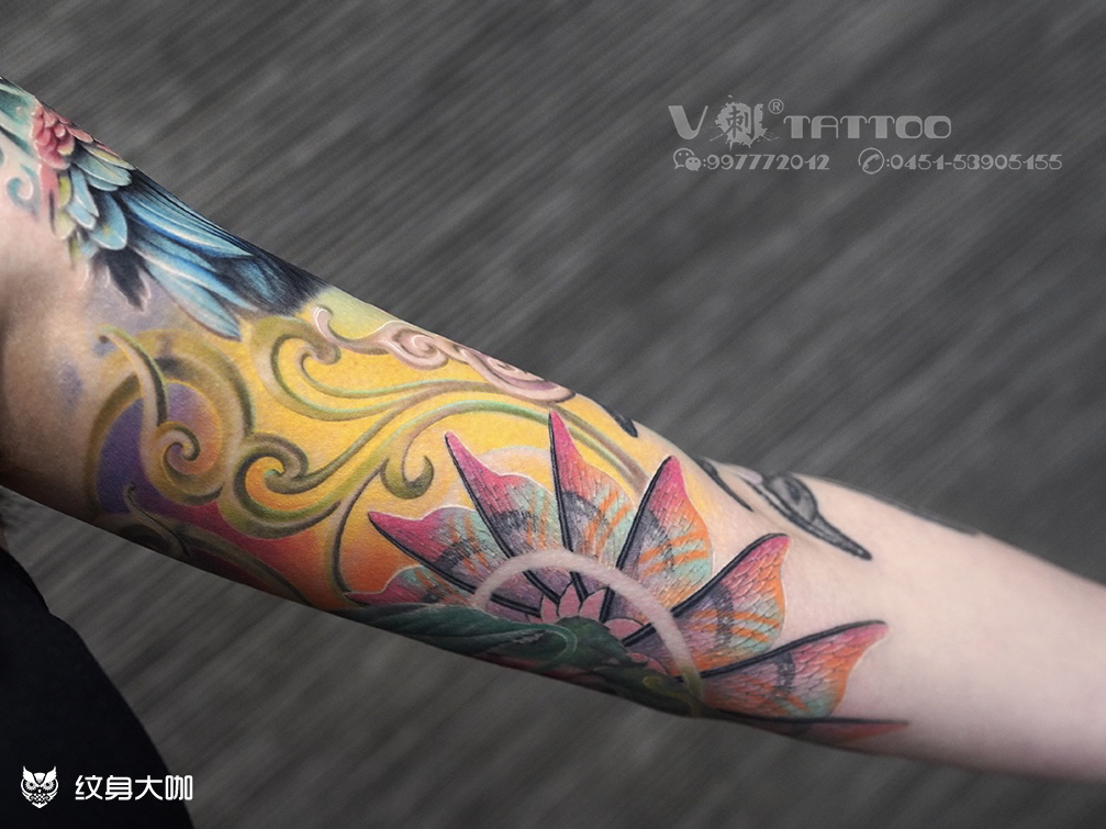 欧美翅膀重彩花臂"没有人过着_纹身吧社区 - 纹身大咖